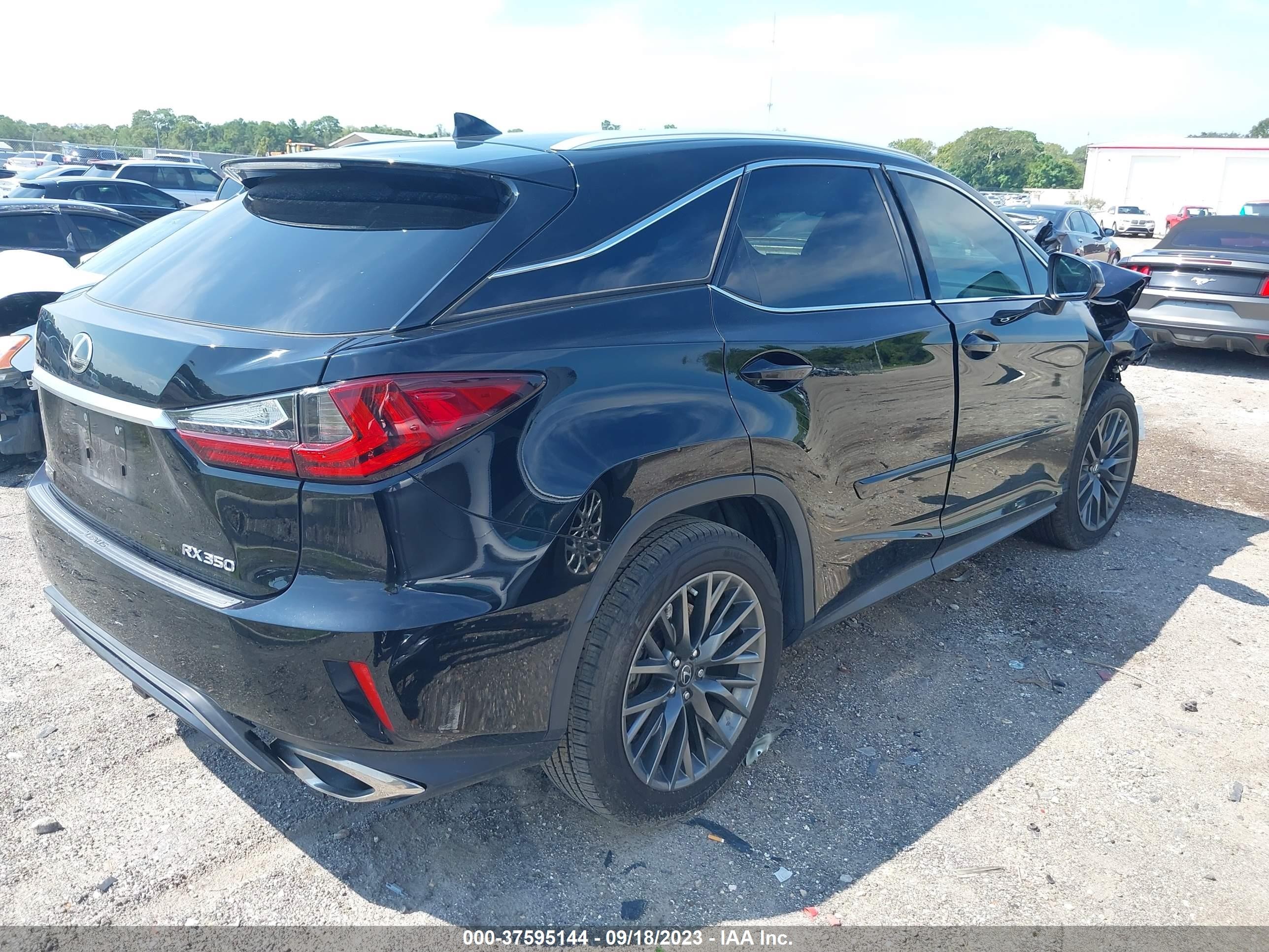 Photo 3 VIN: 2T2BZMCA2JC153928 - LEXUS RX 