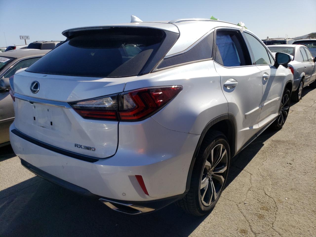 Photo 2 VIN: 2T2BZMCA2JC164136 - LEXUS RX 