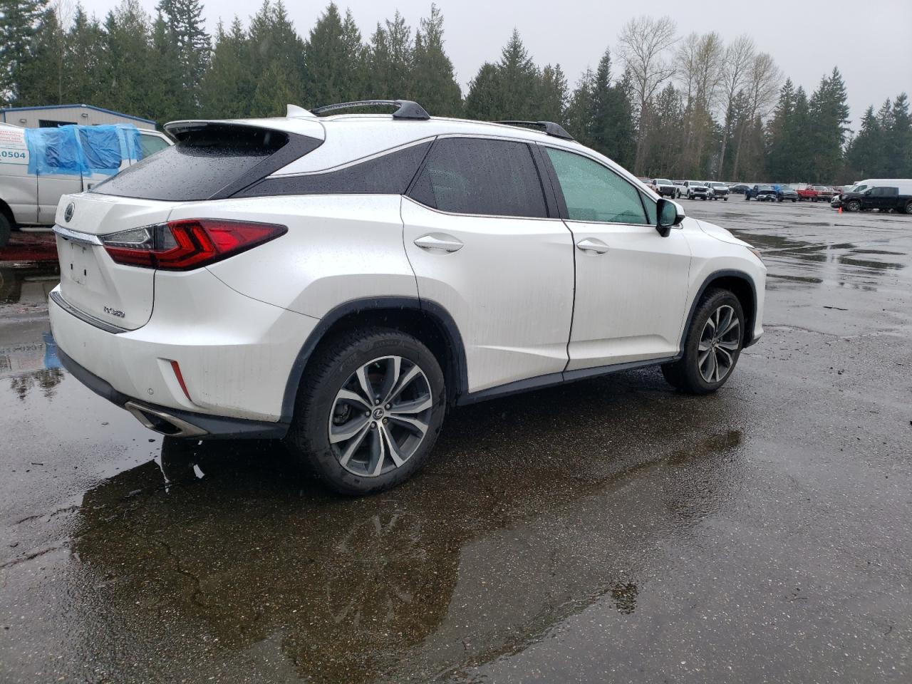 Photo 2 VIN: 2T2BZMCA3JC160032 - LEXUS RX 