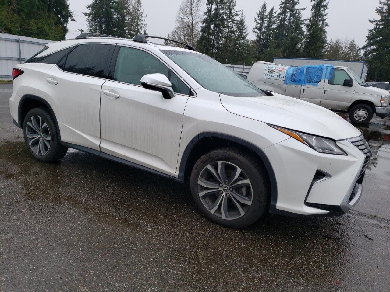 Photo 3 VIN: 2T2BZMCA3JC160032 - LEXUS RX 