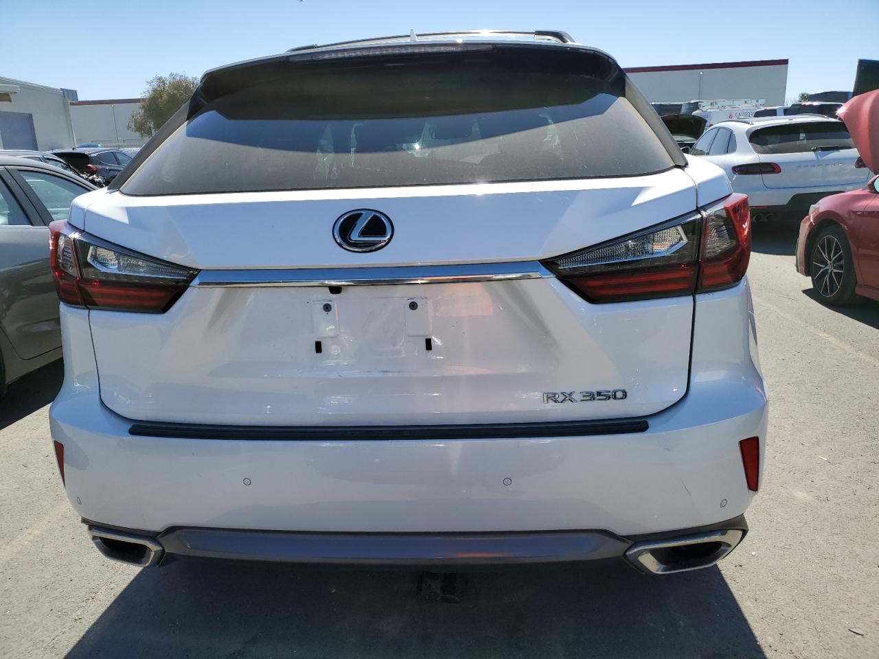 Photo 5 VIN: 2T2BZMCA3KC168133 - LEXUS RX 