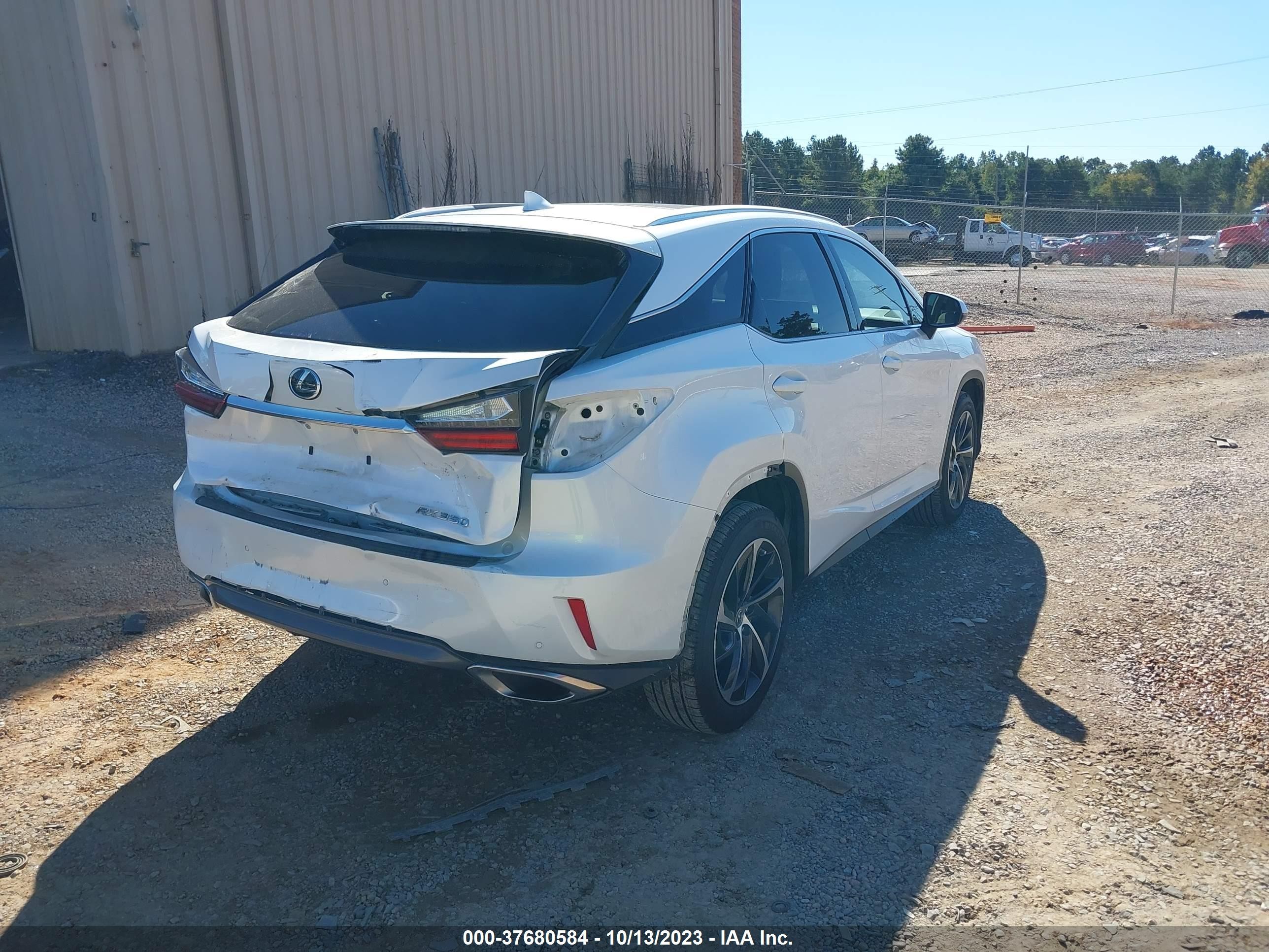 Photo 3 VIN: 2T2BZMCA4HC066963 - LEXUS RX 