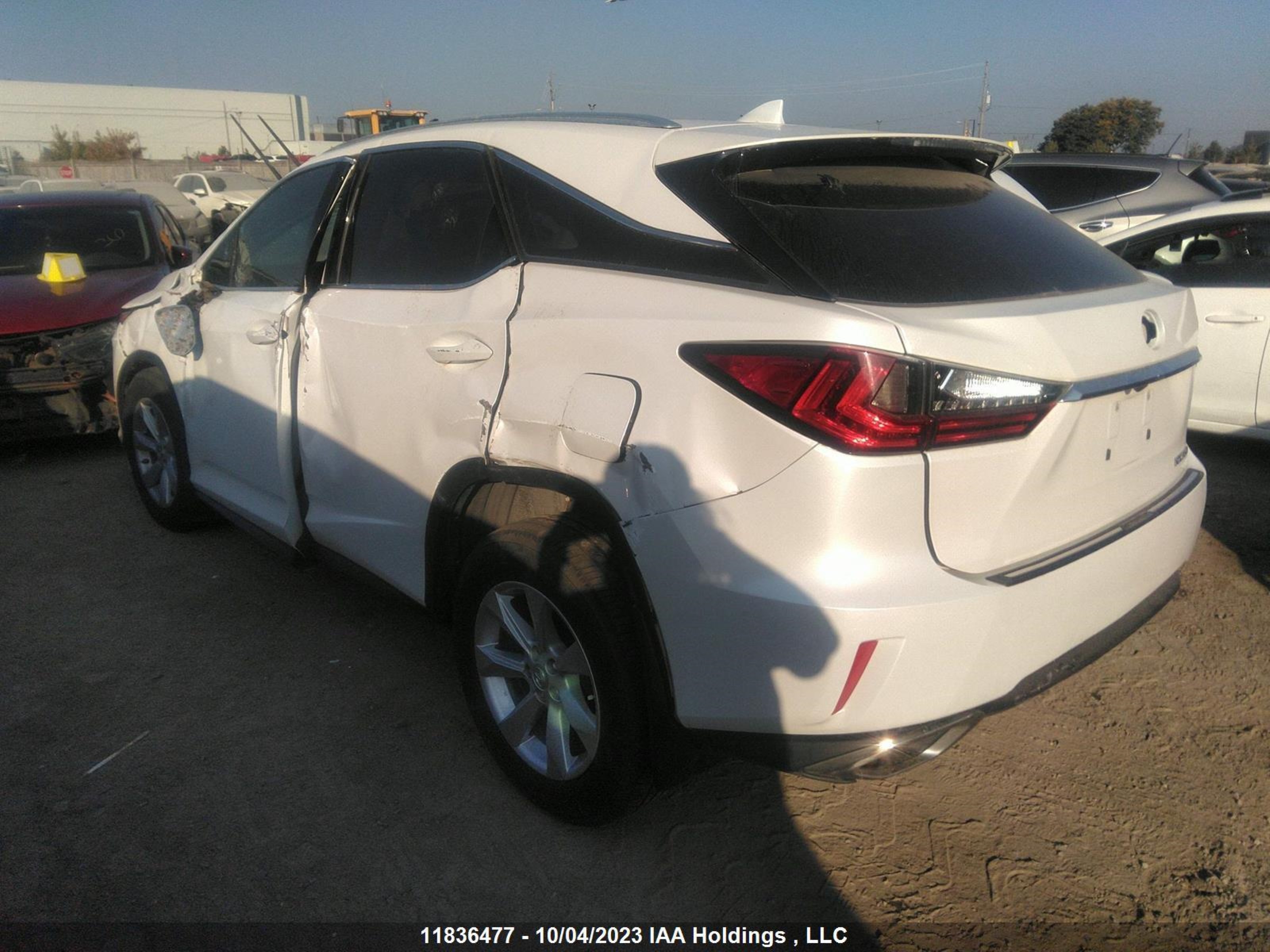 Photo 2 VIN: 2T2BZMCA4HC092379 - LEXUS RX 