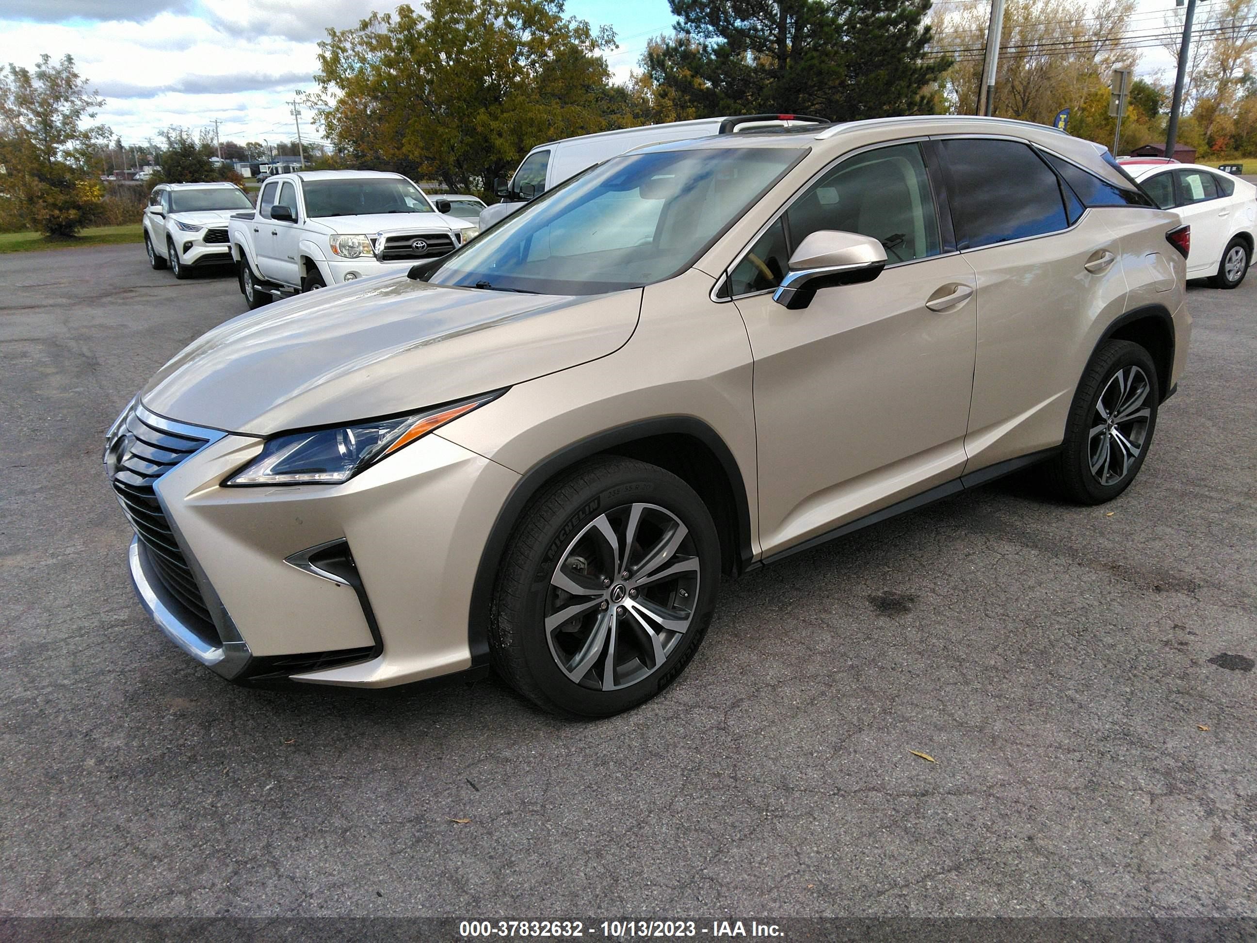 Photo 1 VIN: 2T2BZMCA4JC158192 - LEXUS RX 