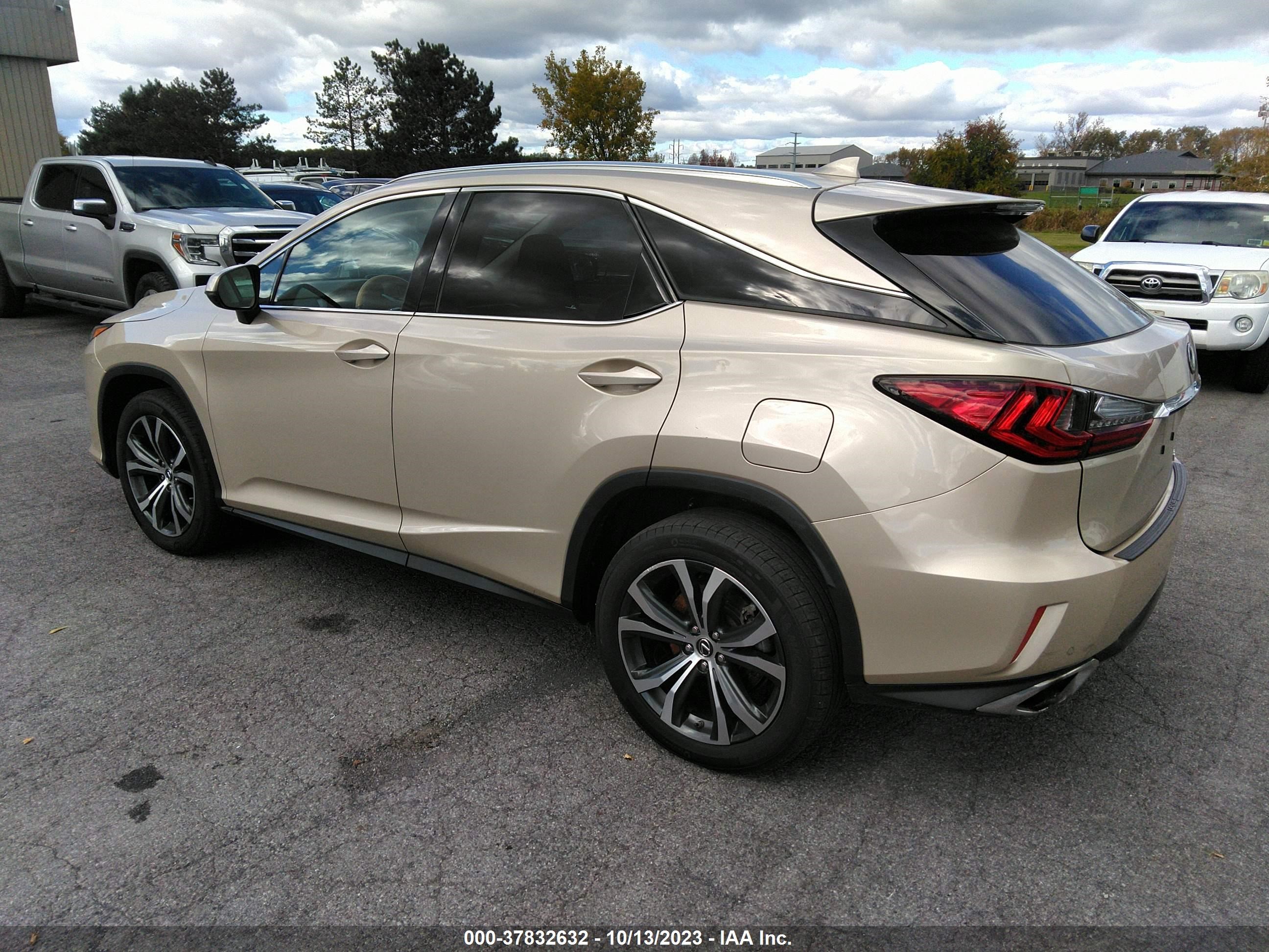 Photo 2 VIN: 2T2BZMCA4JC158192 - LEXUS RX 