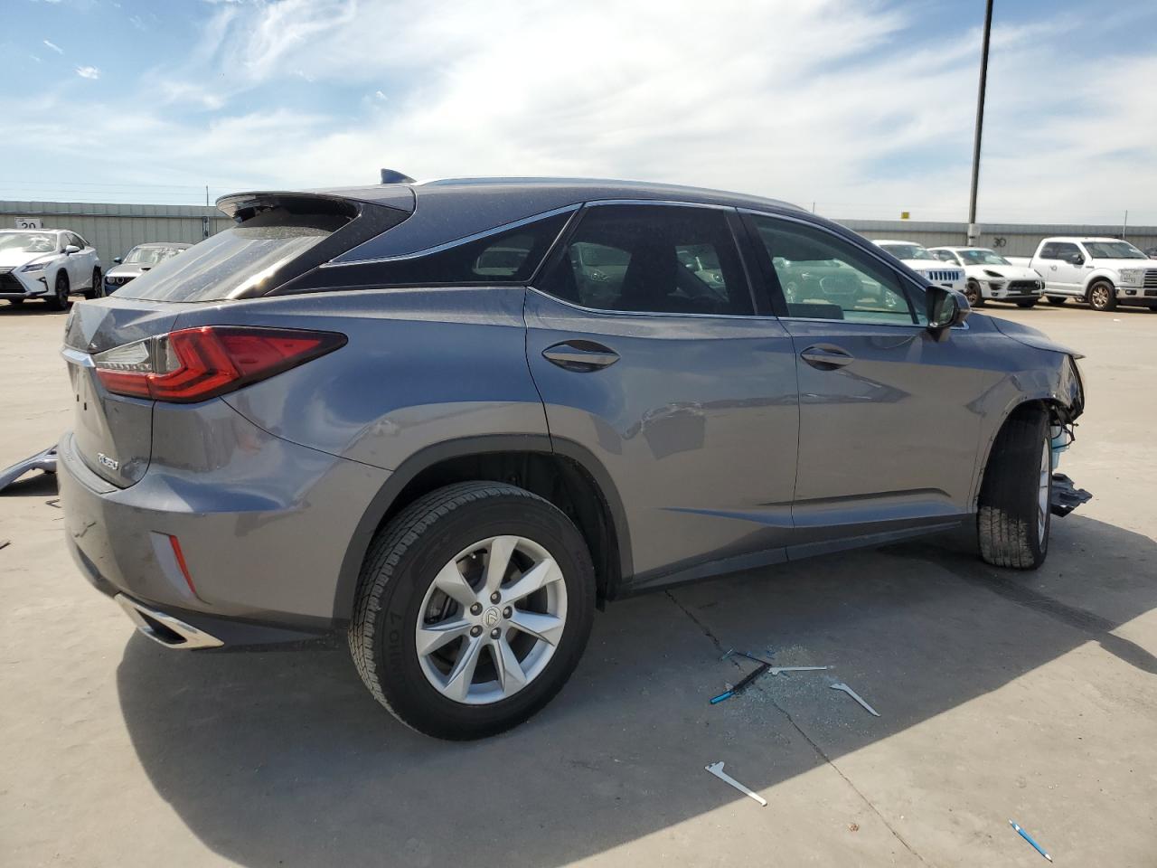 Photo 2 VIN: 2T2BZMCA5HC062744 - LEXUS RX 