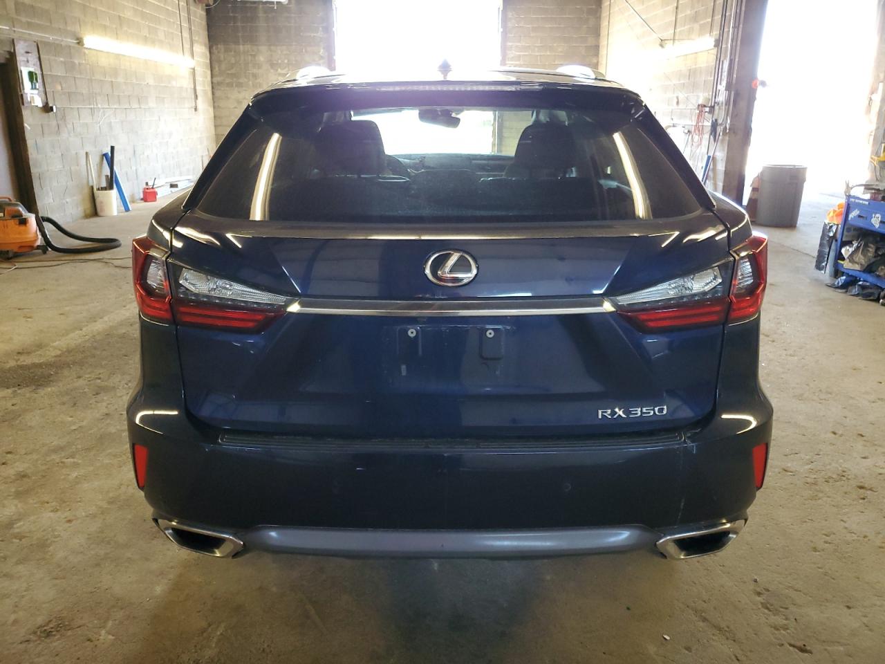 Photo 5 VIN: 2T2BZMCA5HC083349 - LEXUS RX 