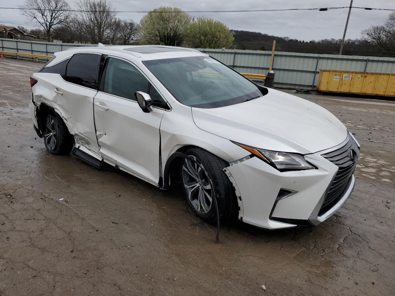 Photo 3 VIN: 2T2BZMCA5JC137660 - LEXUS RX 