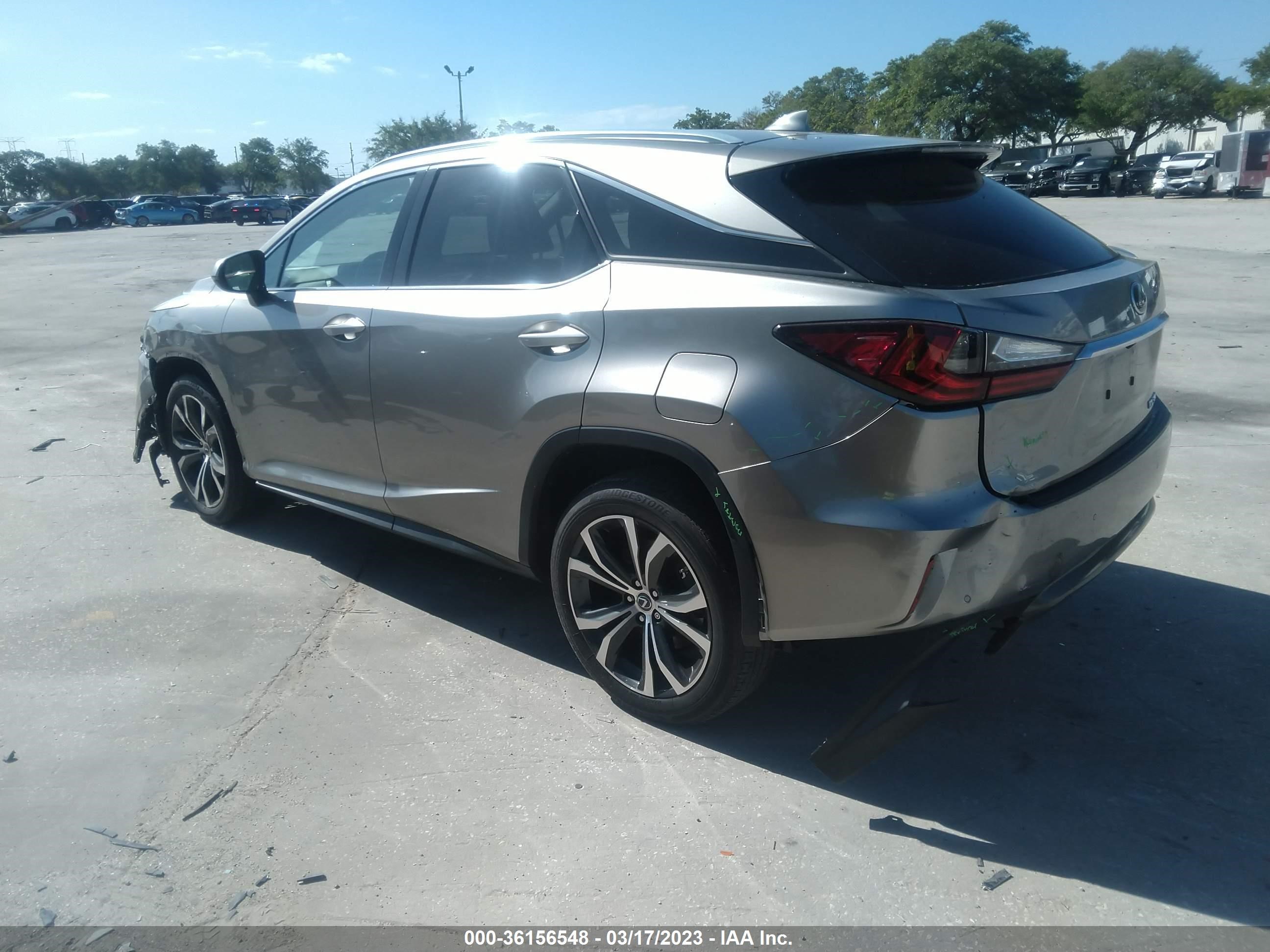 Photo 2 VIN: 2T2BZMCA7JC155996 - LEXUS RX 