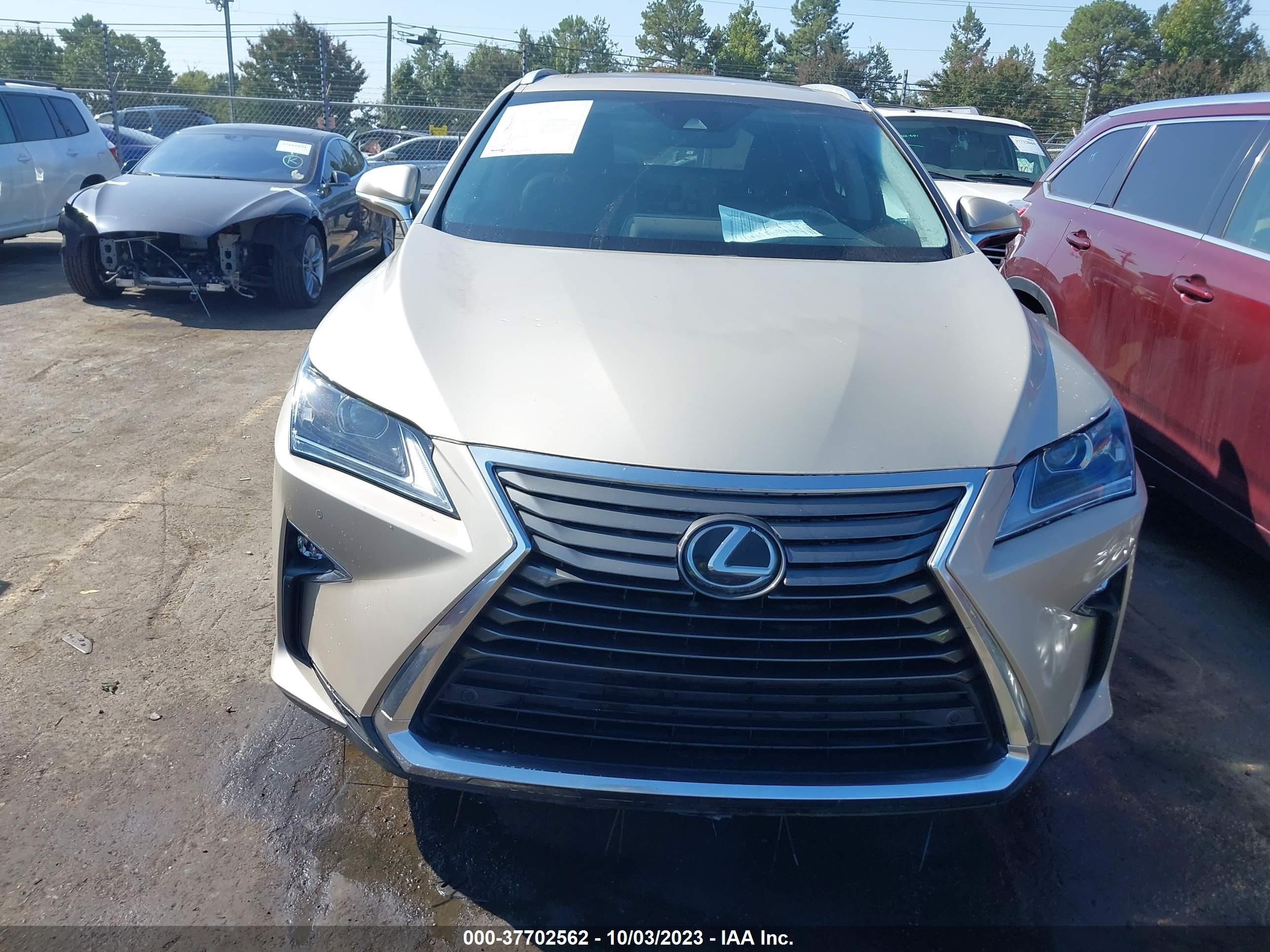 Photo 12 VIN: 2T2BZMCA8GC043605 - LEXUS RX 