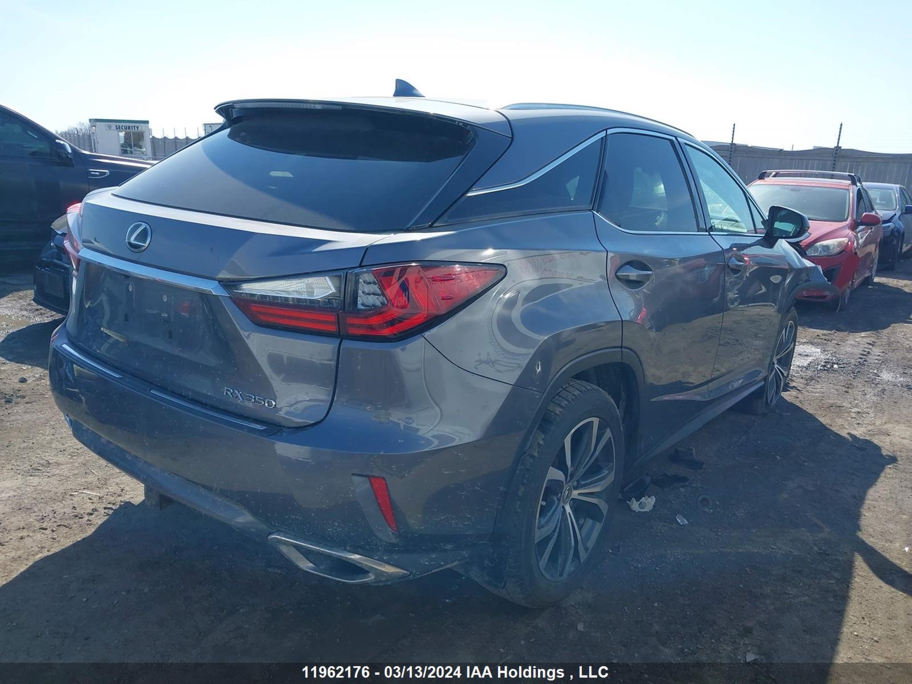 Photo 3 VIN: 2T2BZMCA8GC046620 - LEXUS RX 