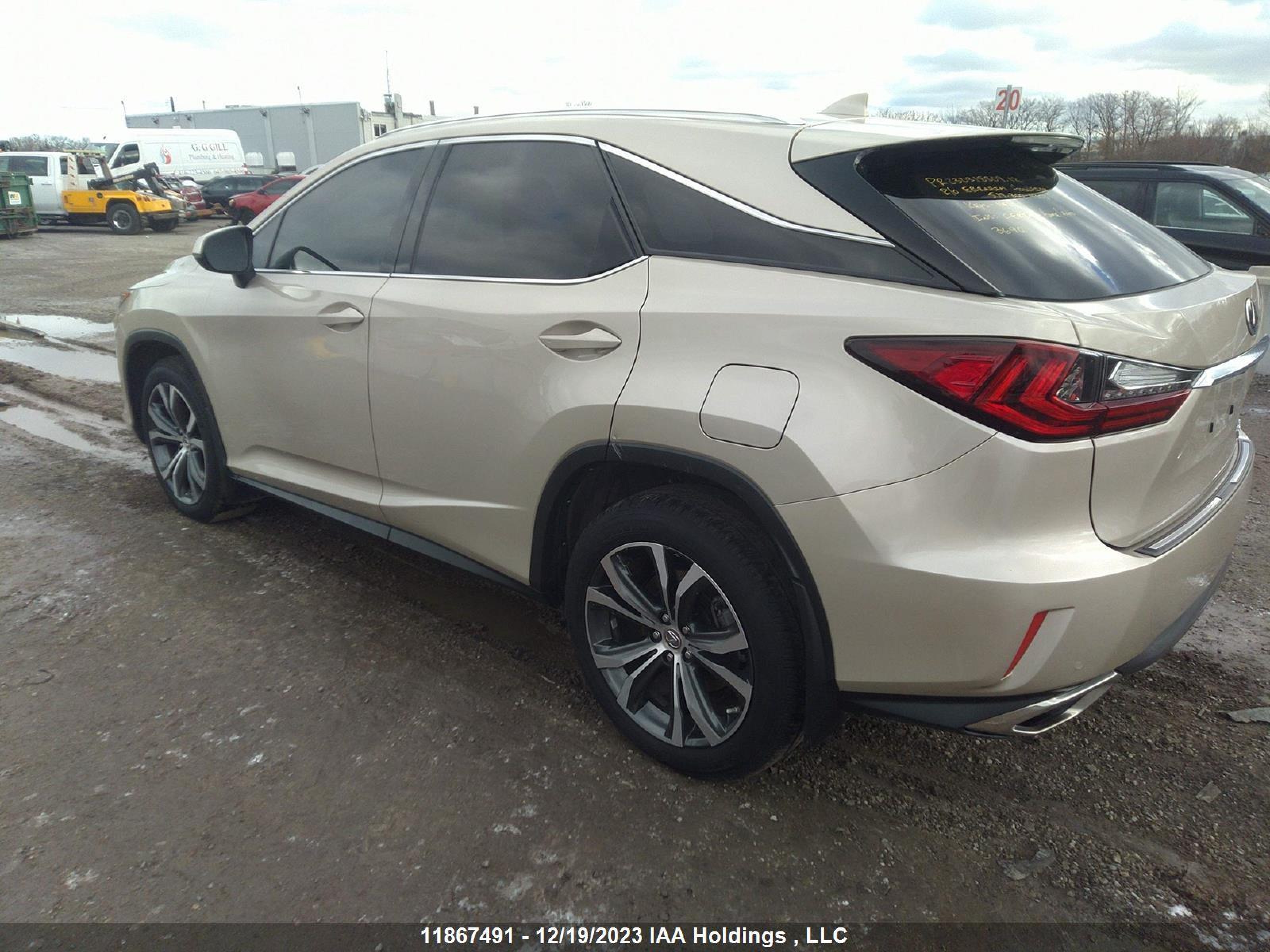 Photo 2 VIN: 2T2BZMCA8HC123116 - LEXUS RX 