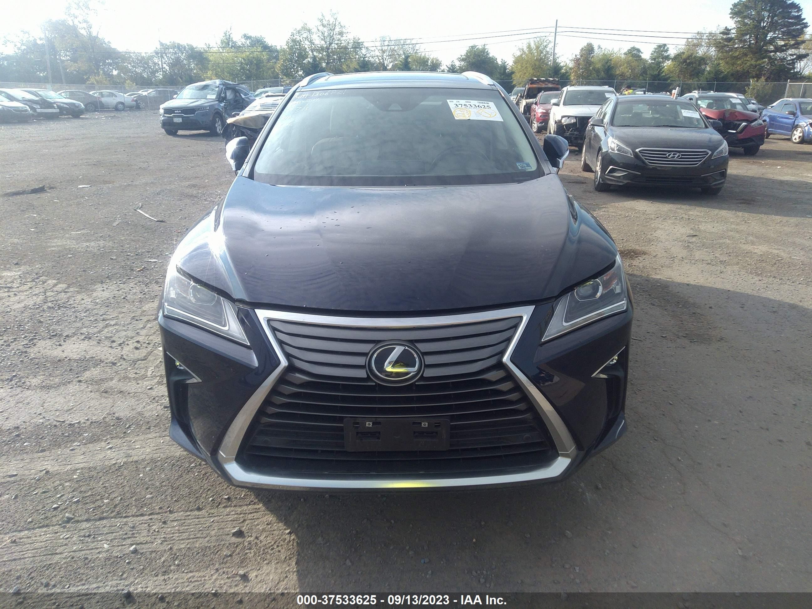 Photo 12 VIN: 2T2BZMCA9HC085900 - LEXUS RX 