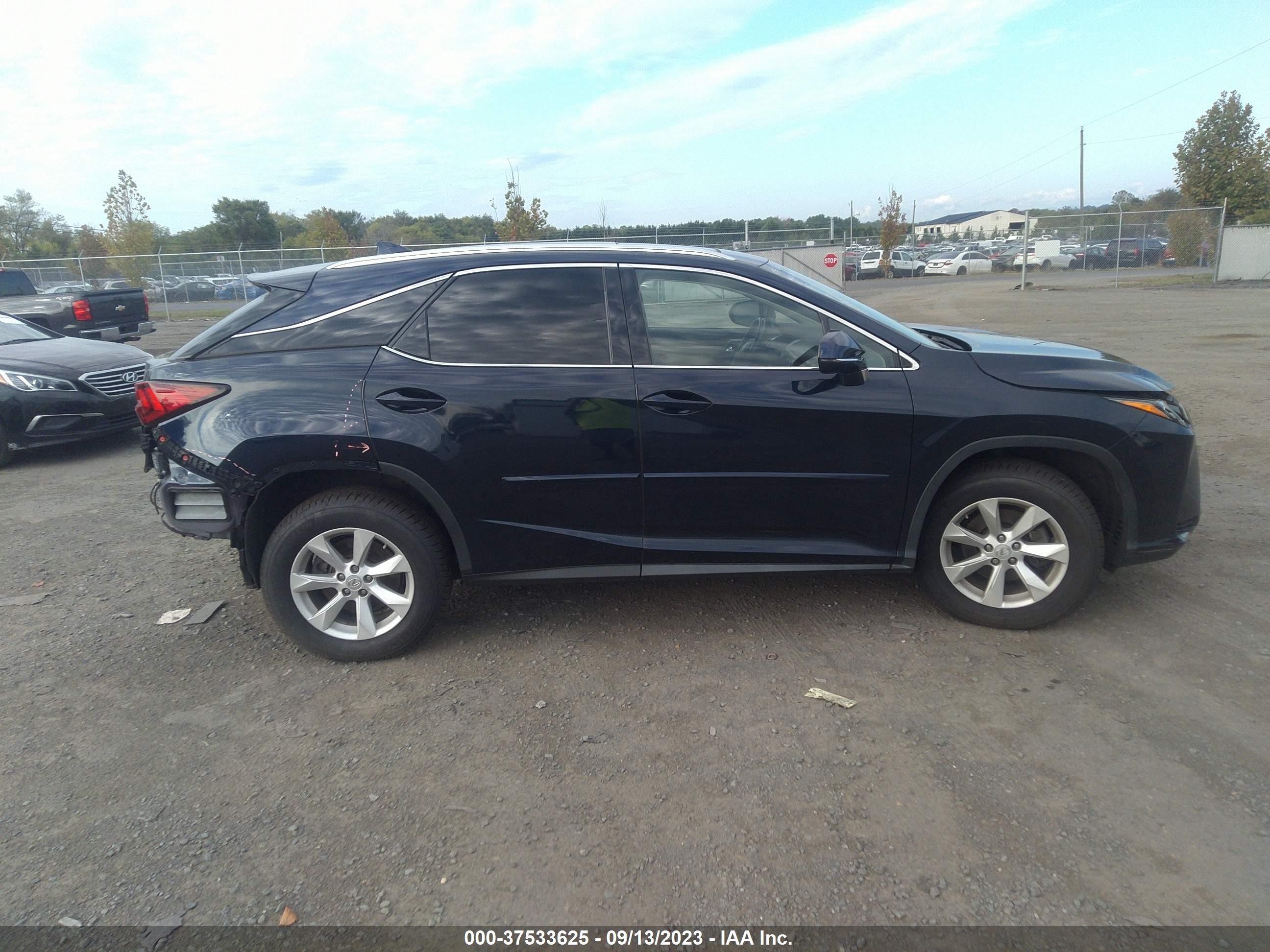 Photo 13 VIN: 2T2BZMCA9HC085900 - LEXUS RX 