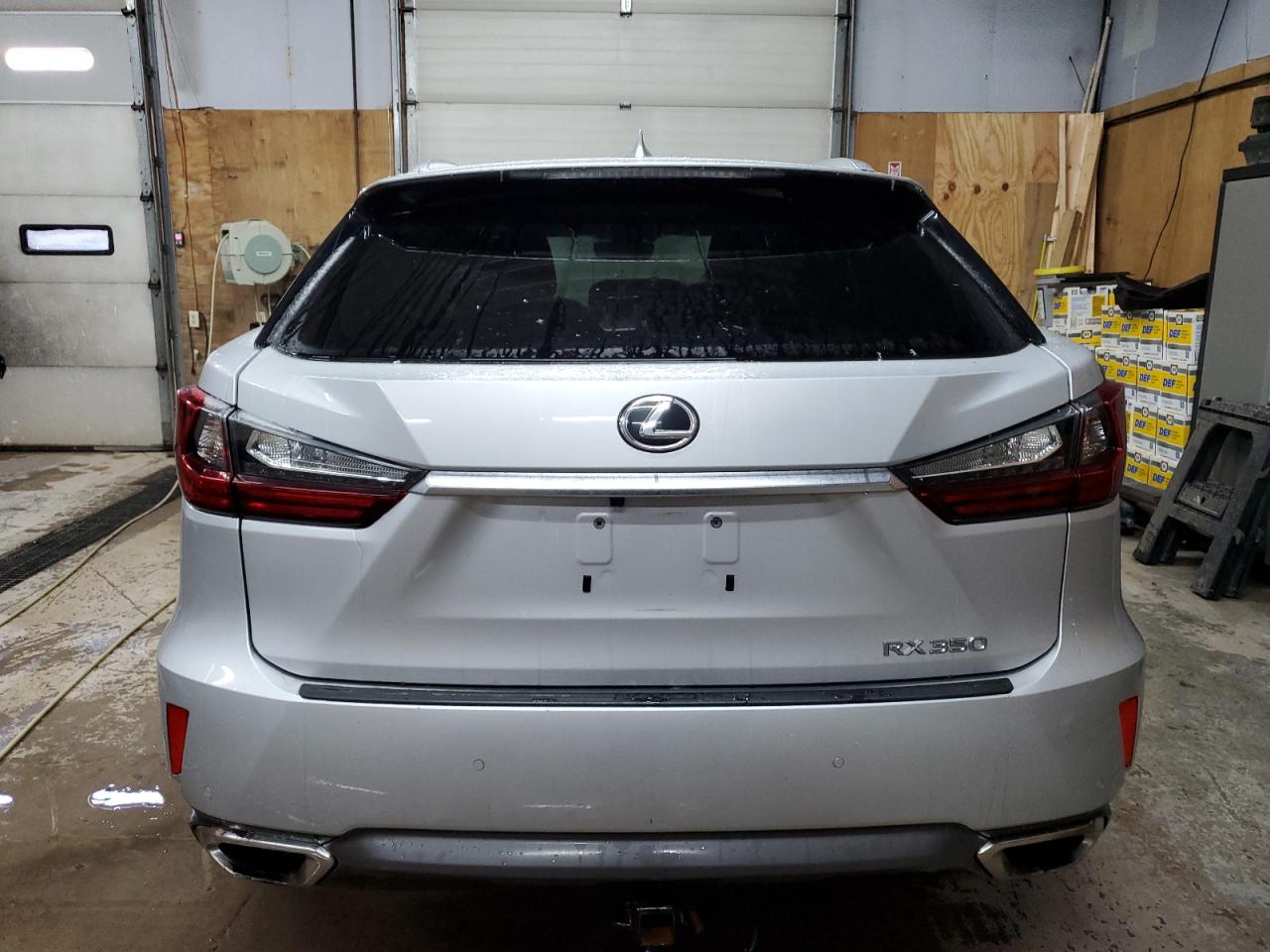 Photo 5 VIN: 2T2BZMCAXHC123893 - LEXUS RX 