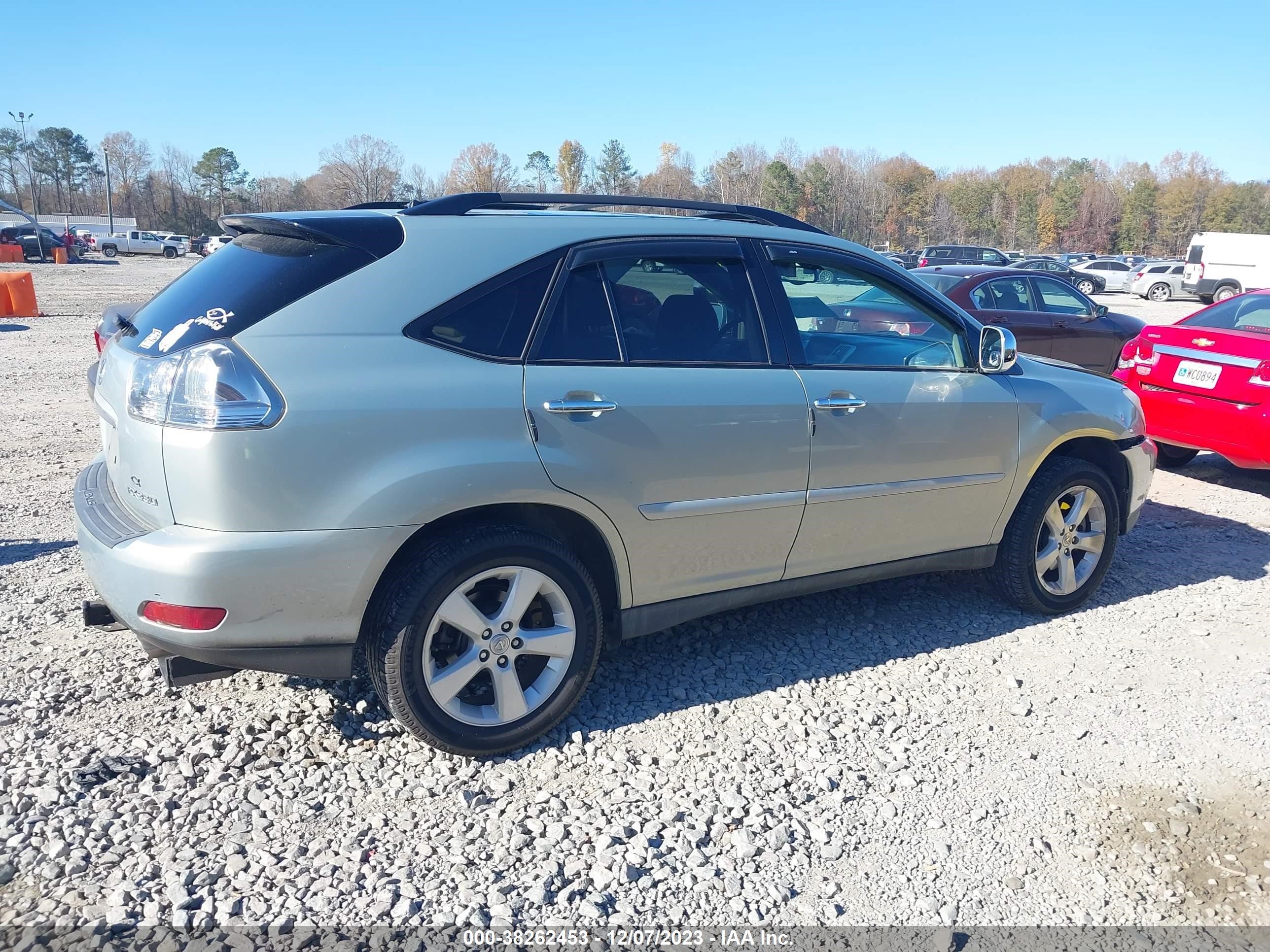 Photo 3 VIN: 2T2GA31U04C011652 - LEXUS RX 