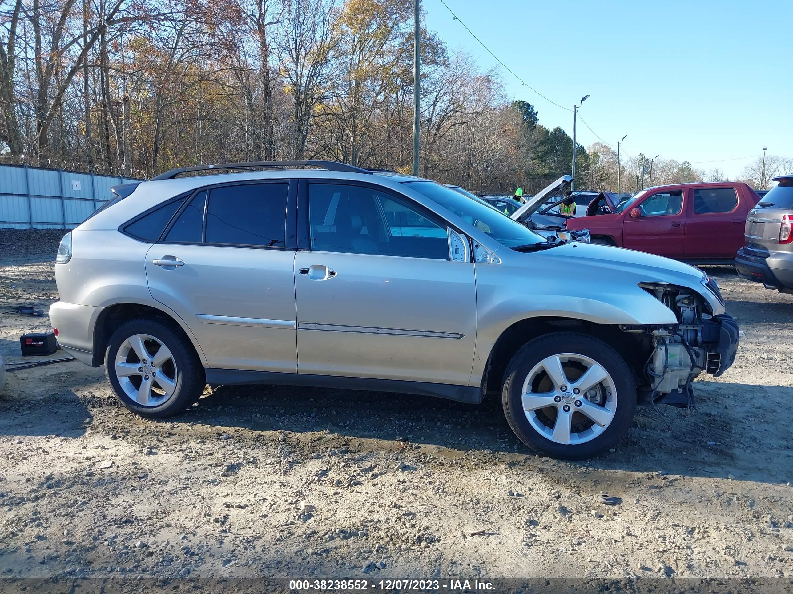 Photo 13 VIN: 2T2GA31U05C022314 - LEXUS RX 