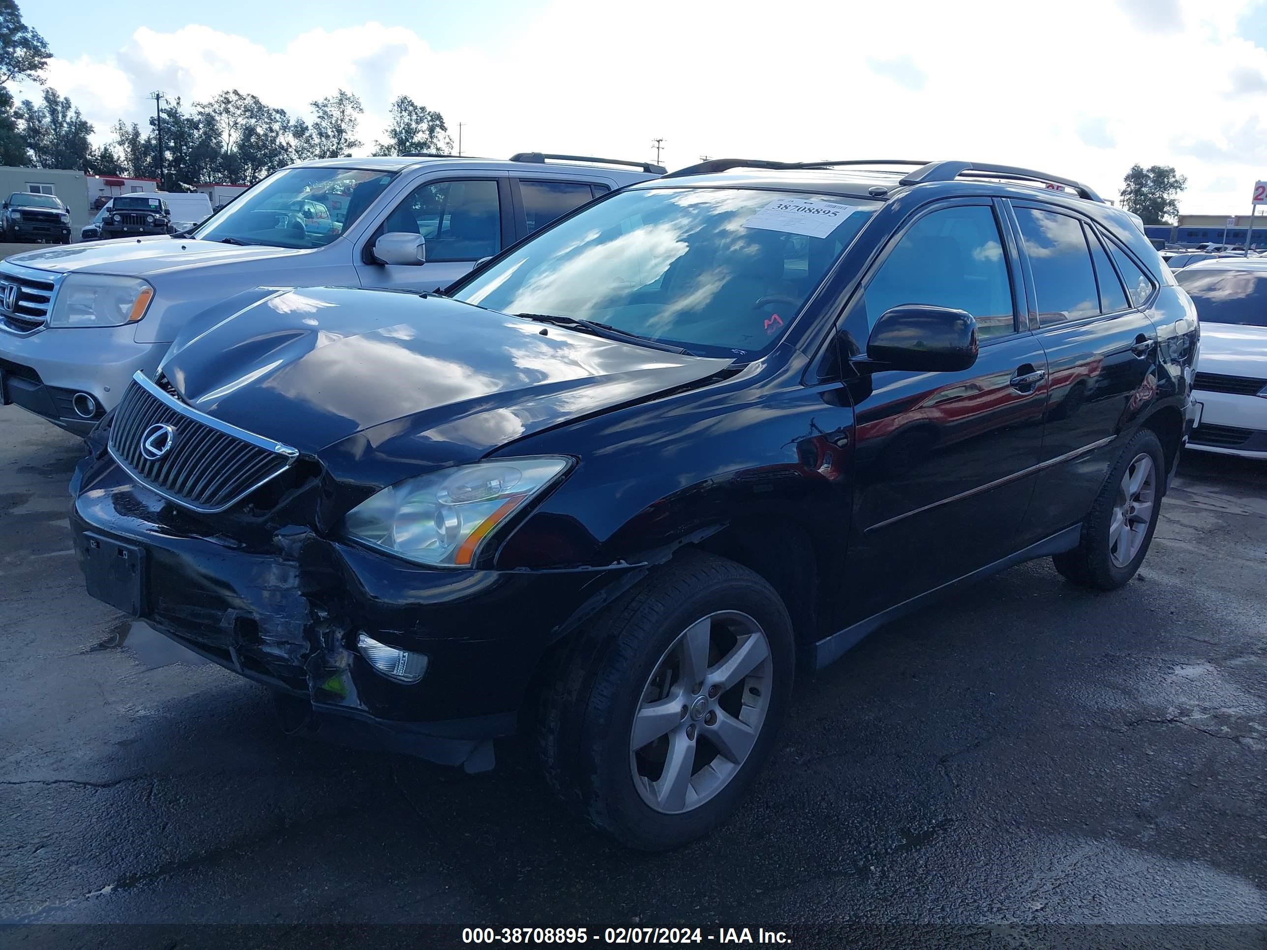 Photo 1 VIN: 2T2GA31U05C041185 - LEXUS RX 