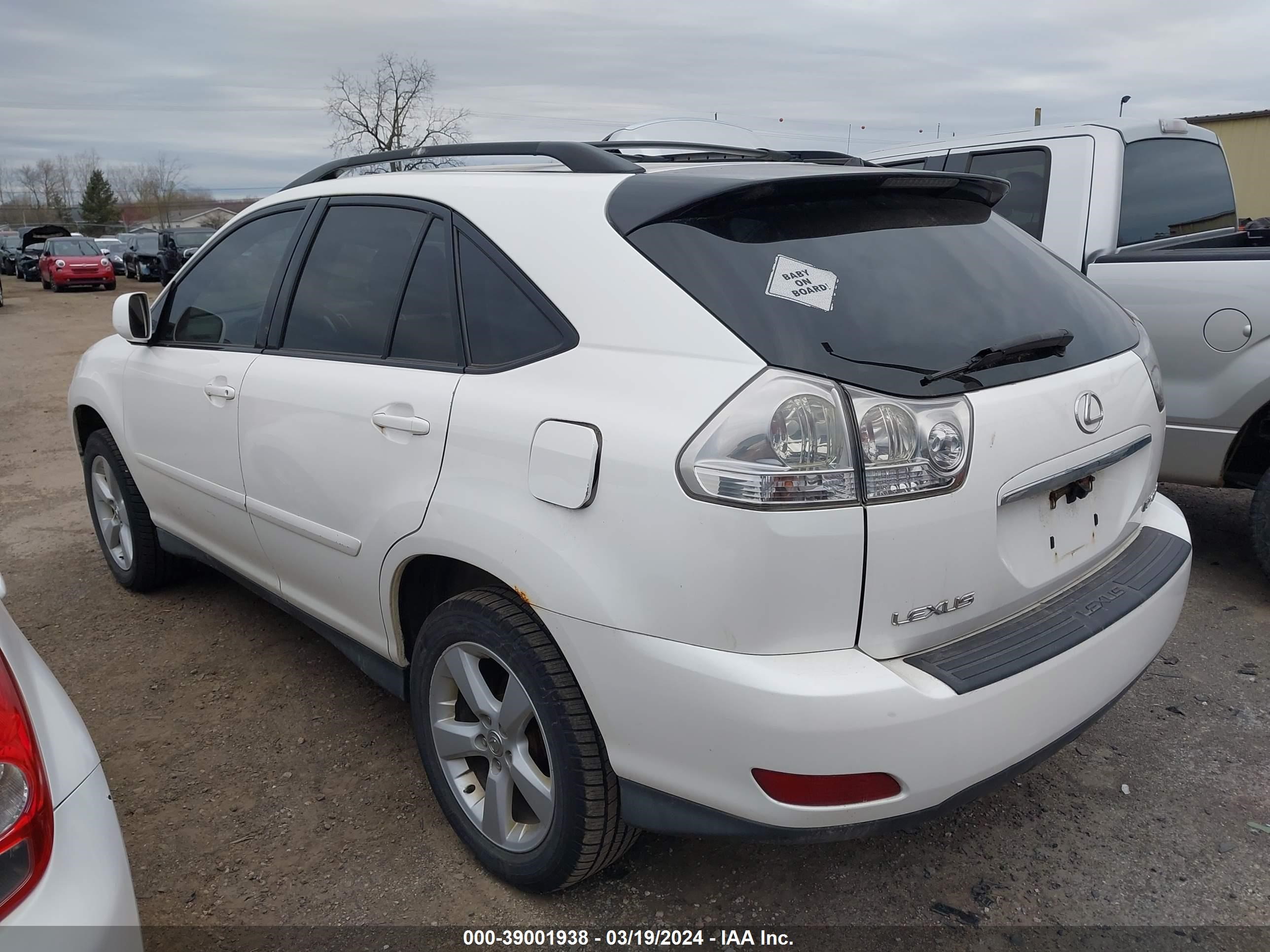 Photo 2 VIN: 2T2GA31U06C051538 - LEXUS RX 