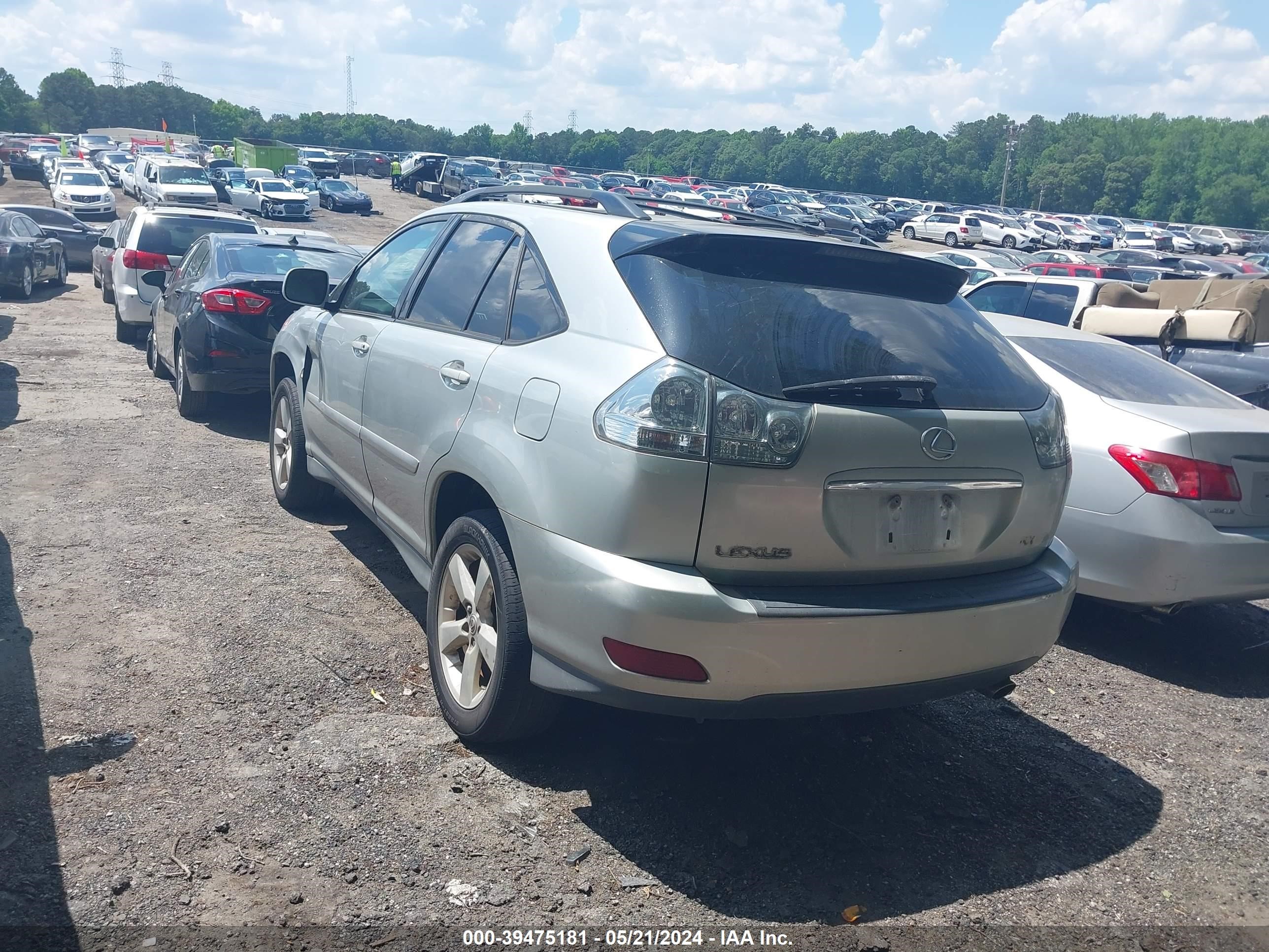 Photo 2 VIN: 2T2GA31U15C022290 - LEXUS RX 