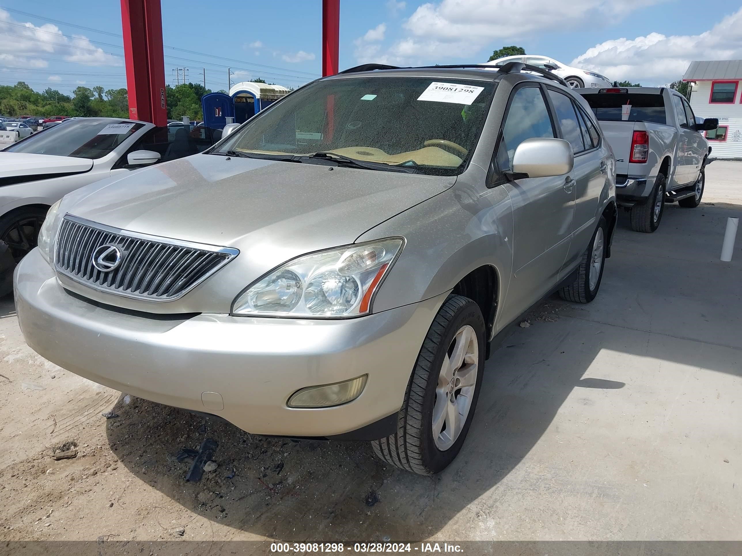 Photo 1 VIN: 2T2GA31U15C024637 - LEXUS RX 