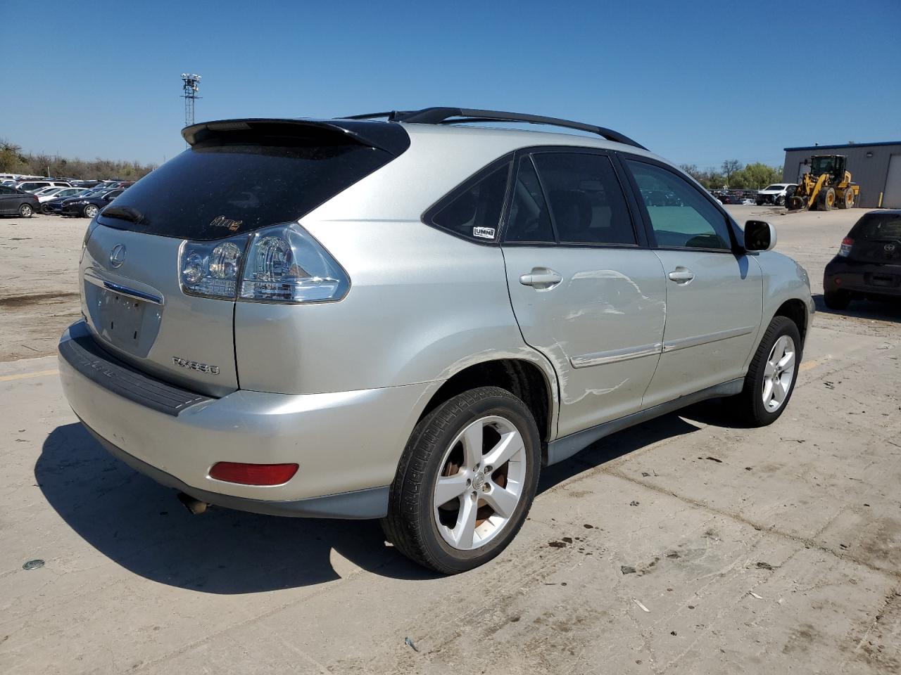 Photo 2 VIN: 2T2GA31U25C020967 - LEXUS RX 