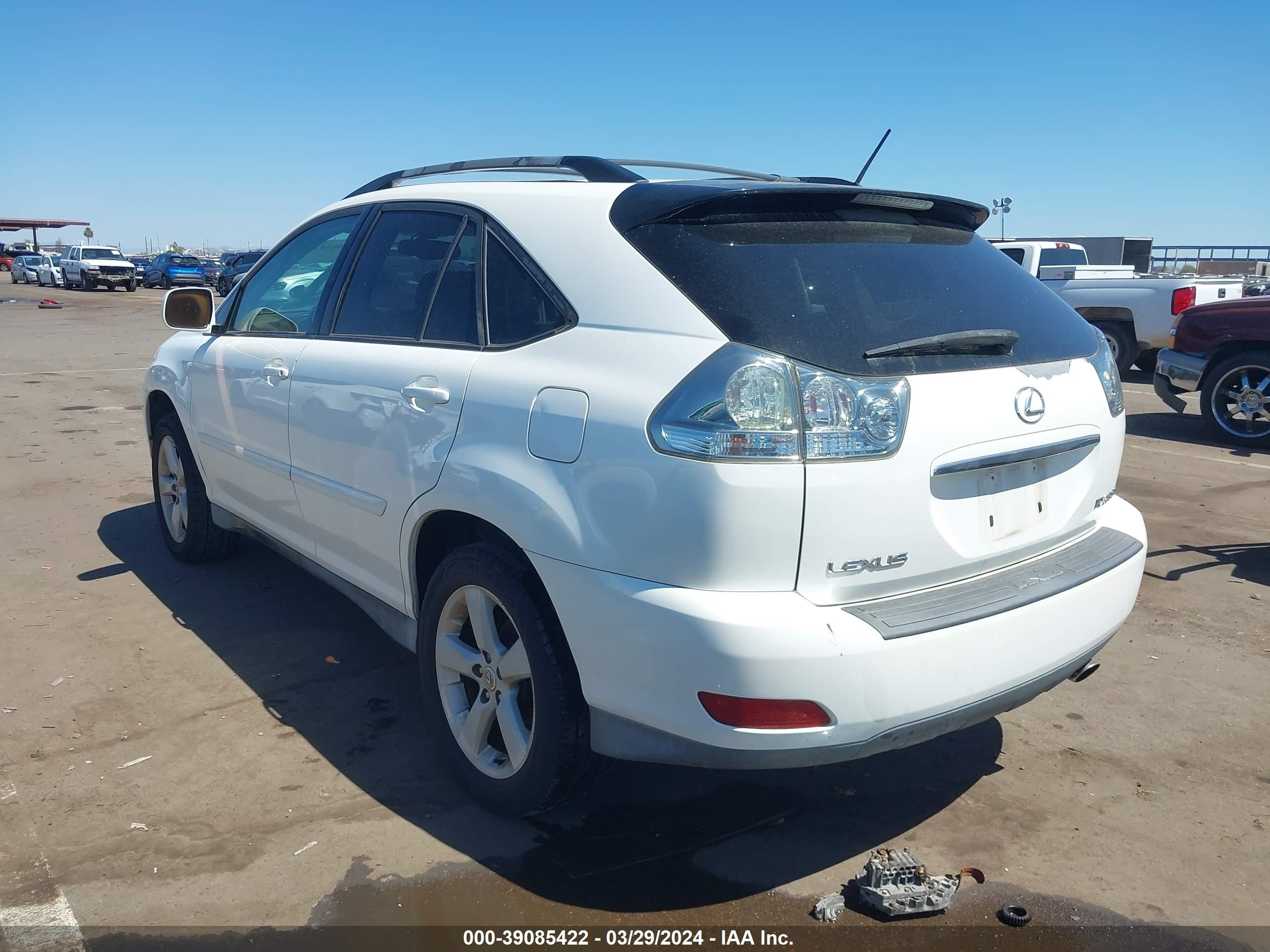 Photo 2 VIN: 2T2GA31U35C023005 - LEXUS RX 