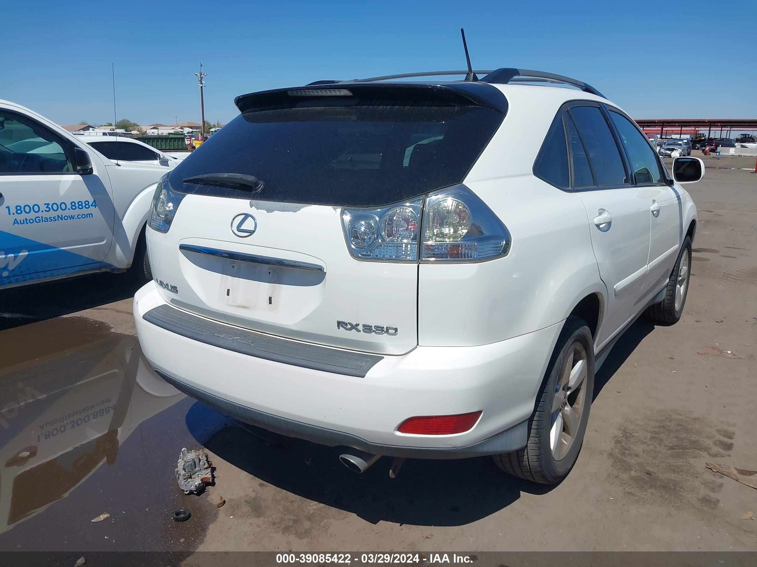 Photo 3 VIN: 2T2GA31U35C023005 - LEXUS RX 