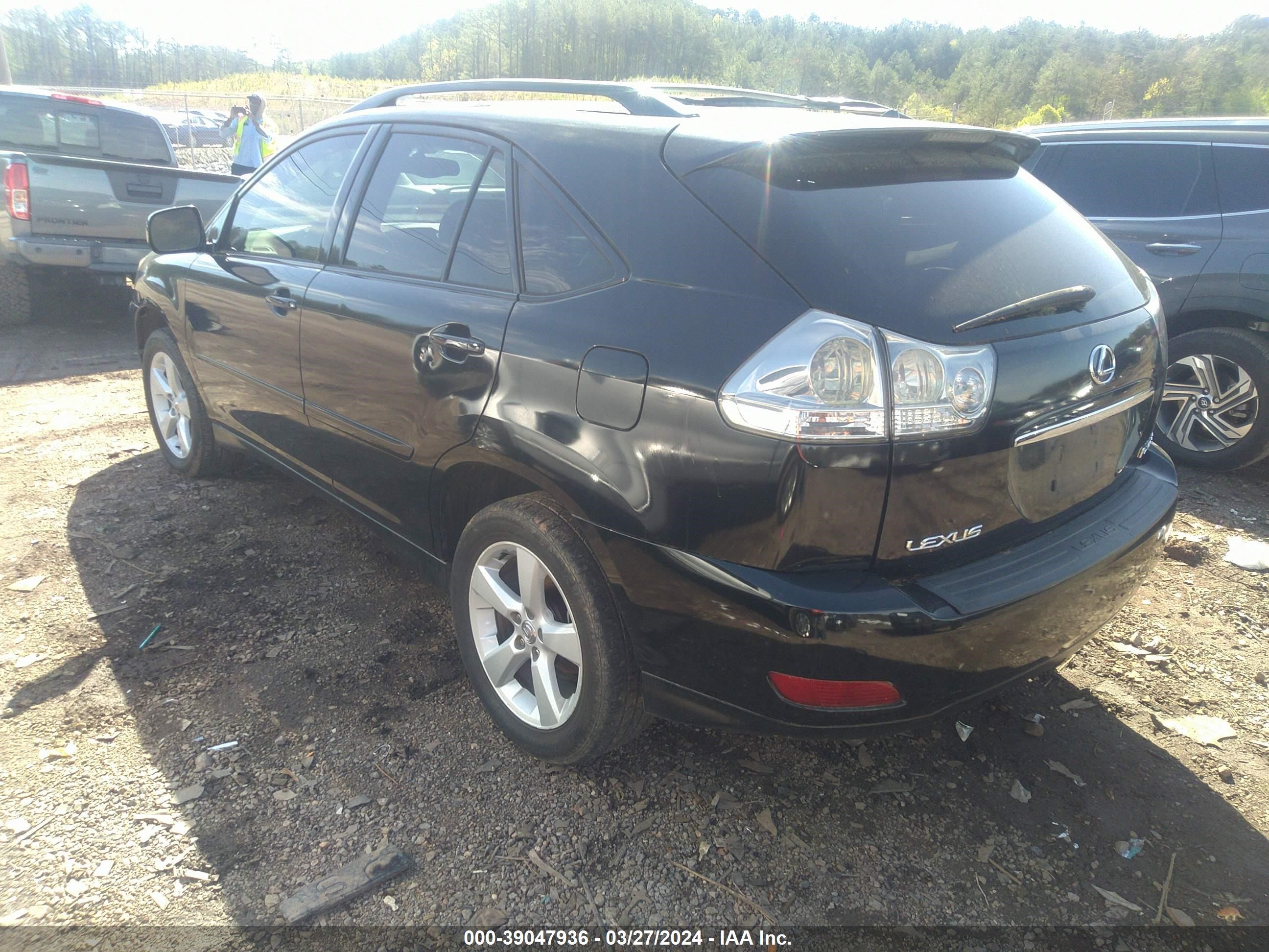 Photo 2 VIN: 2T2GA31U36C051680 - LEXUS RX 