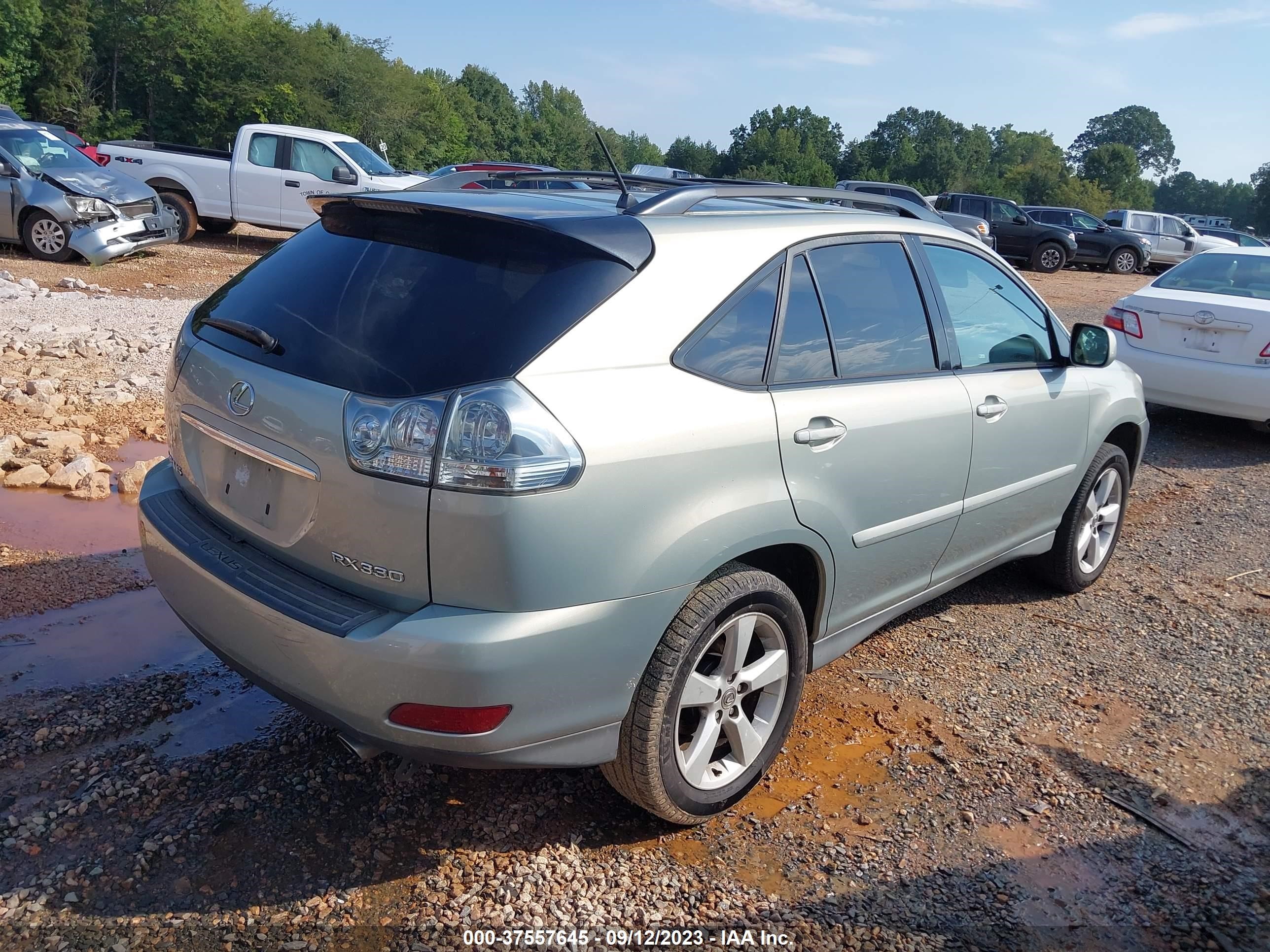 Photo 3 VIN: 2T2GA31U44C001089 - LEXUS RX 