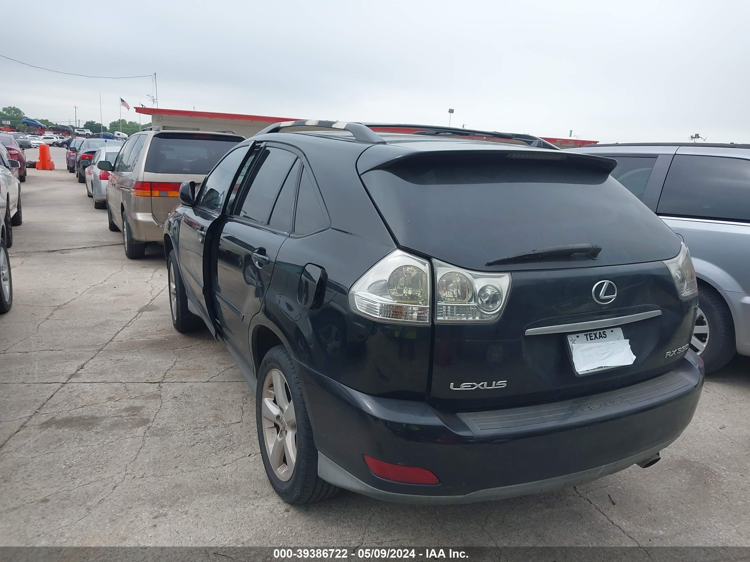 Photo 2 VIN: 2T2GA31U45C033901 - LEXUS RX 