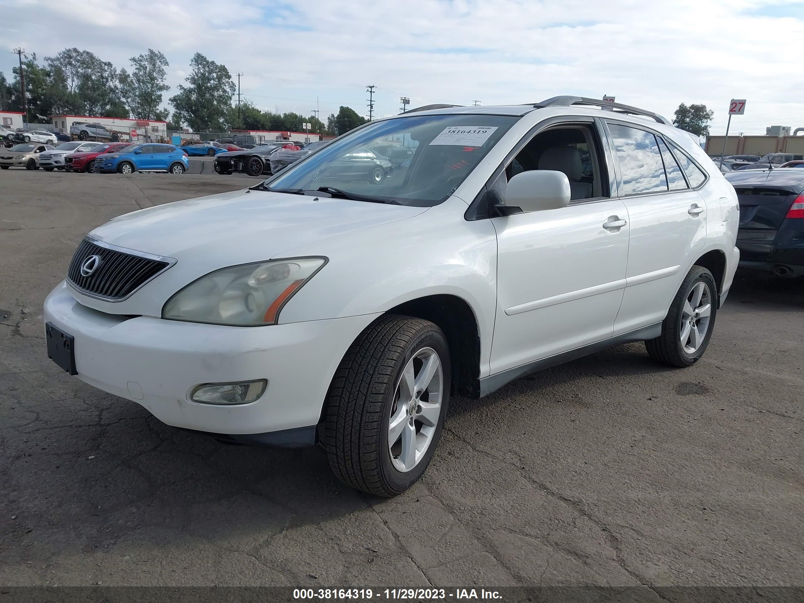 Photo 1 VIN: 2T2GA31U55C039786 - LEXUS RX 