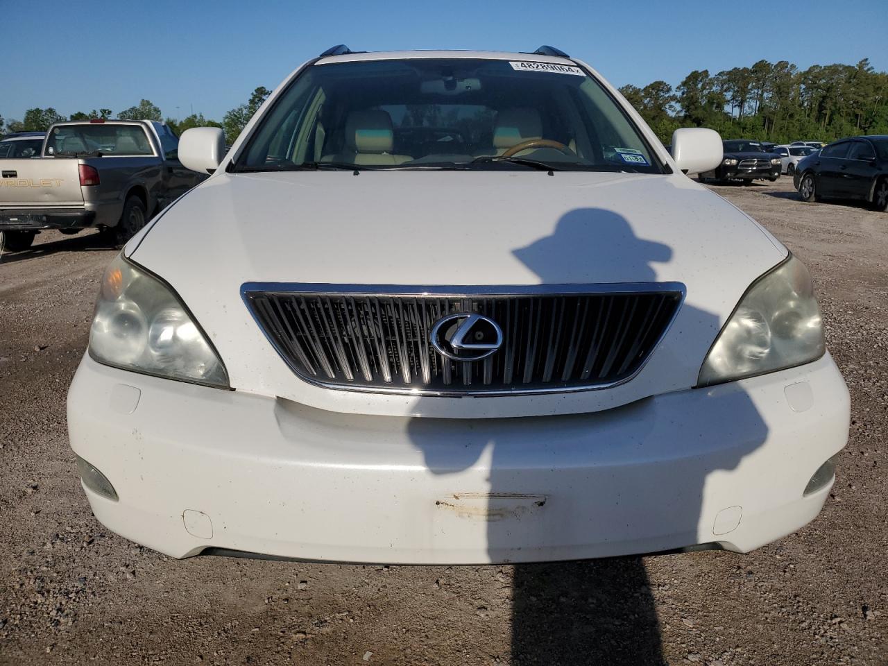 Photo 4 VIN: 2T2GA31U74C016637 - LEXUS RX 