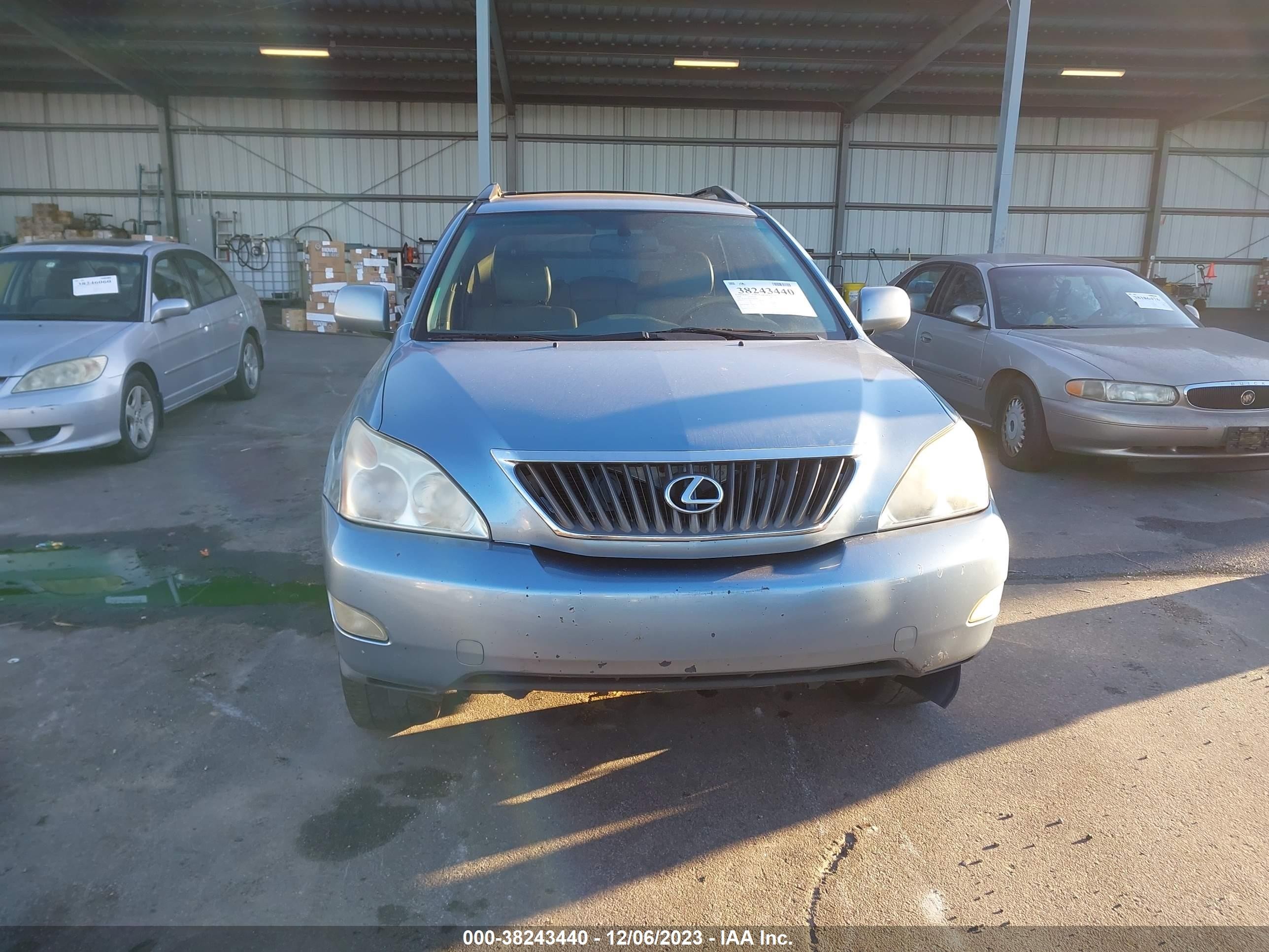 Photo 5 VIN: 2T2GA31U84C001659 - LEXUS RX 