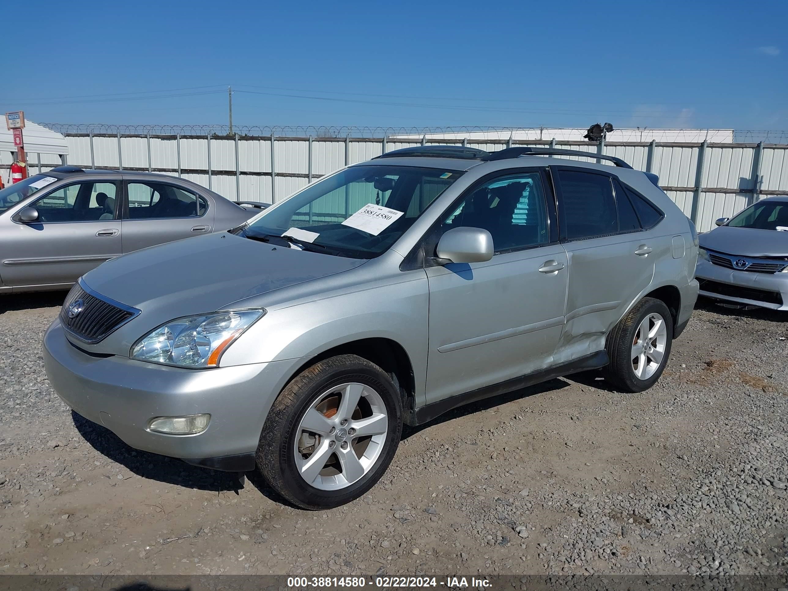 Photo 1 VIN: 2T2GA31U84C012046 - LEXUS RX 