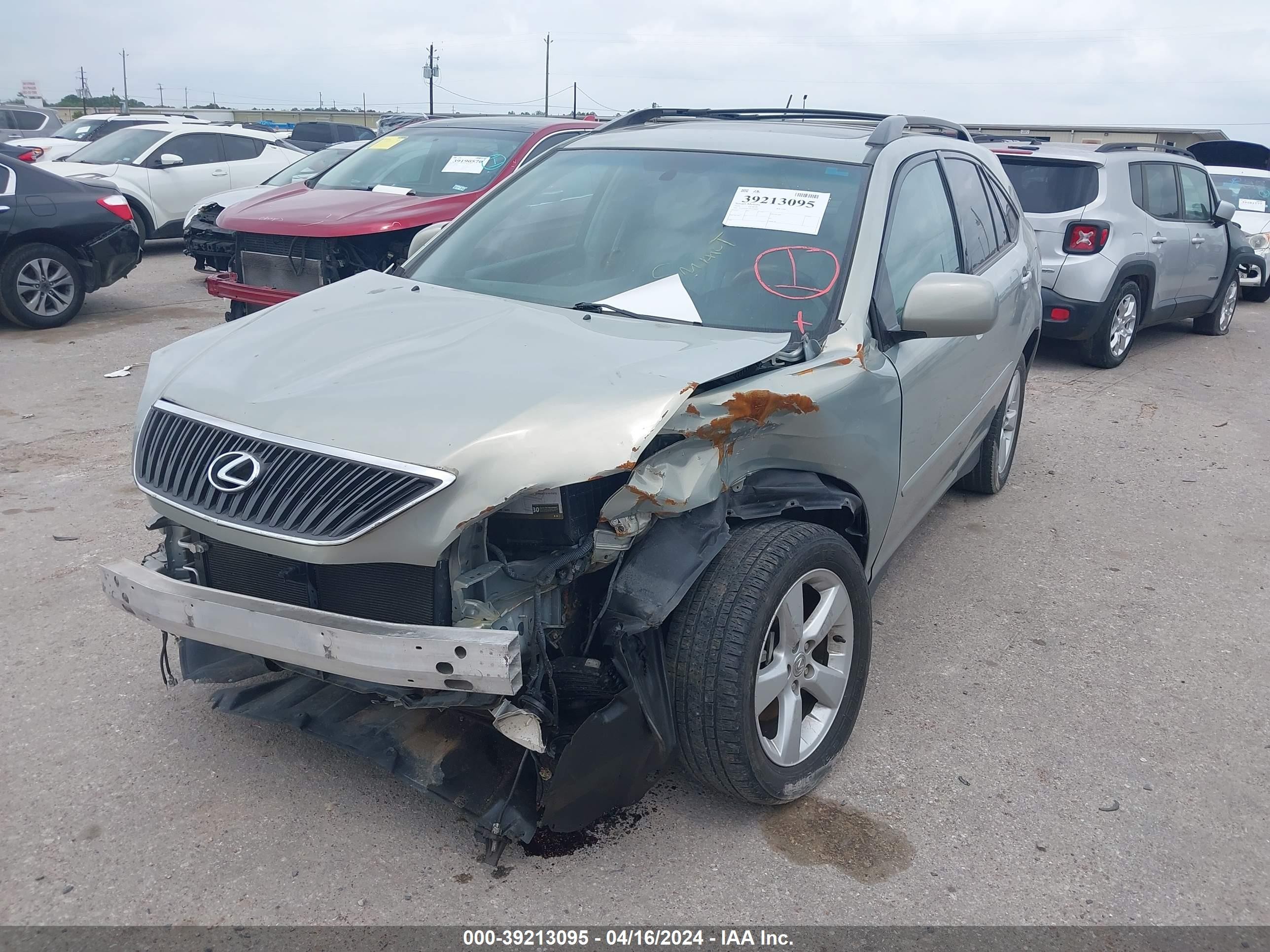 Photo 1 VIN: 2T2GA31U95C019007 - LEXUS RX 