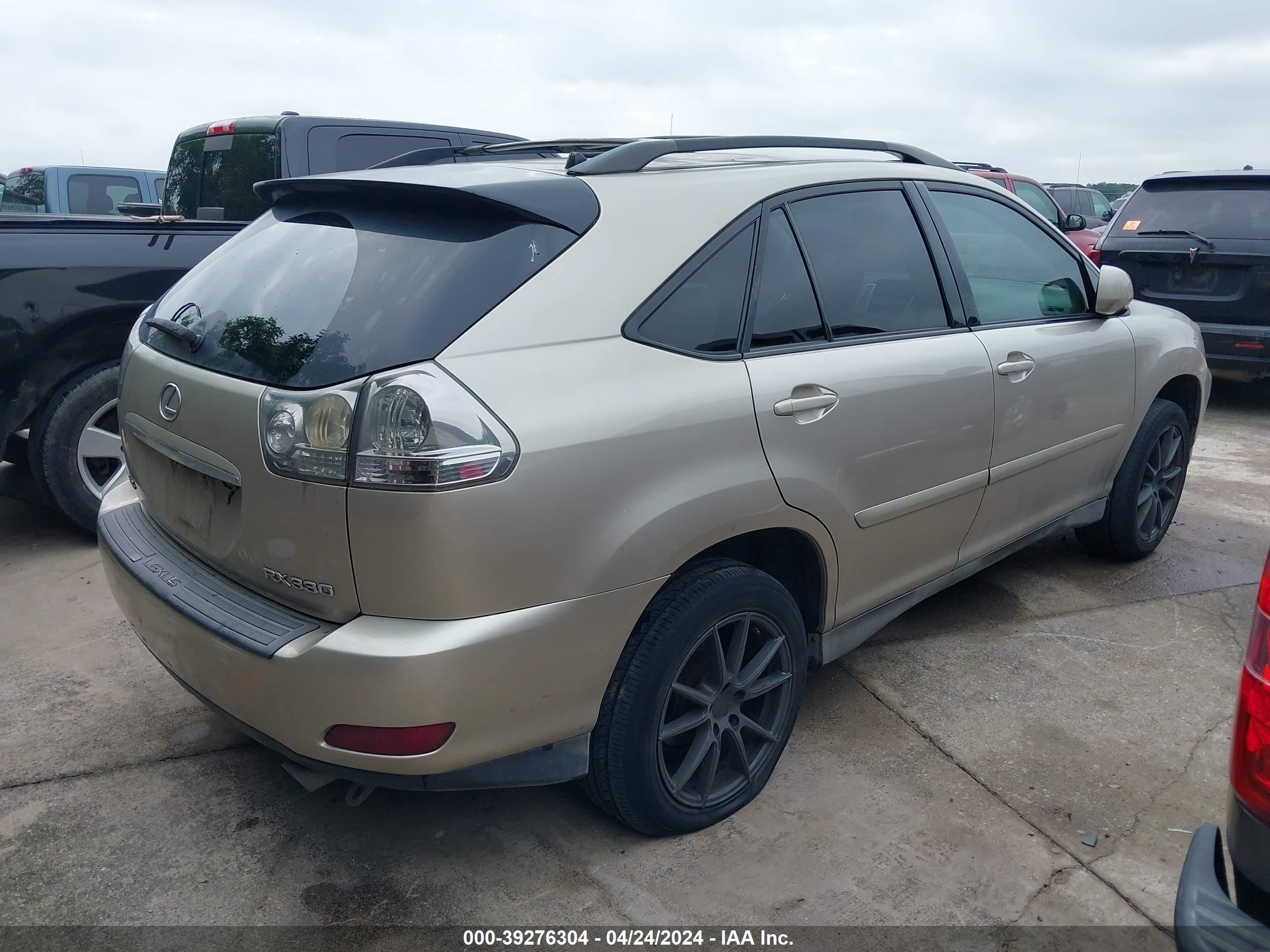 Photo 3 VIN: 2T2GA31U96C043633 - LEXUS RX 