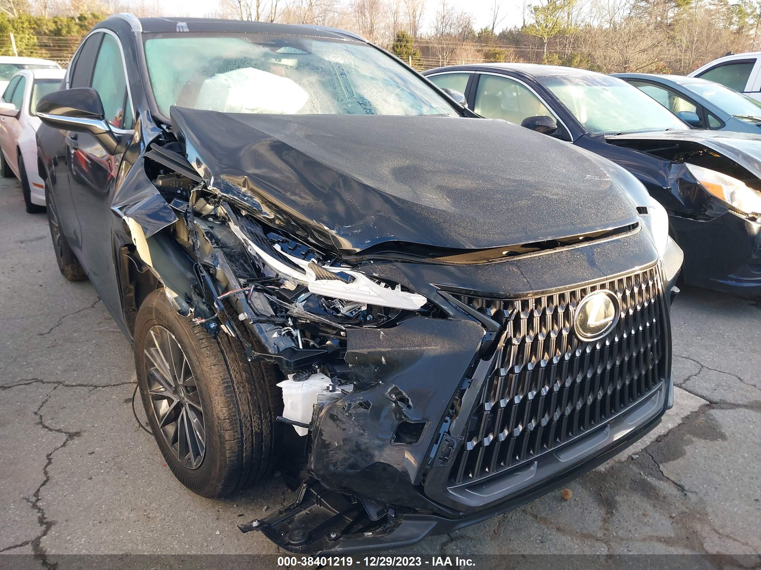 Photo 5 VIN: 2T2GDCAZ3RC010537 - LEXUS NX 