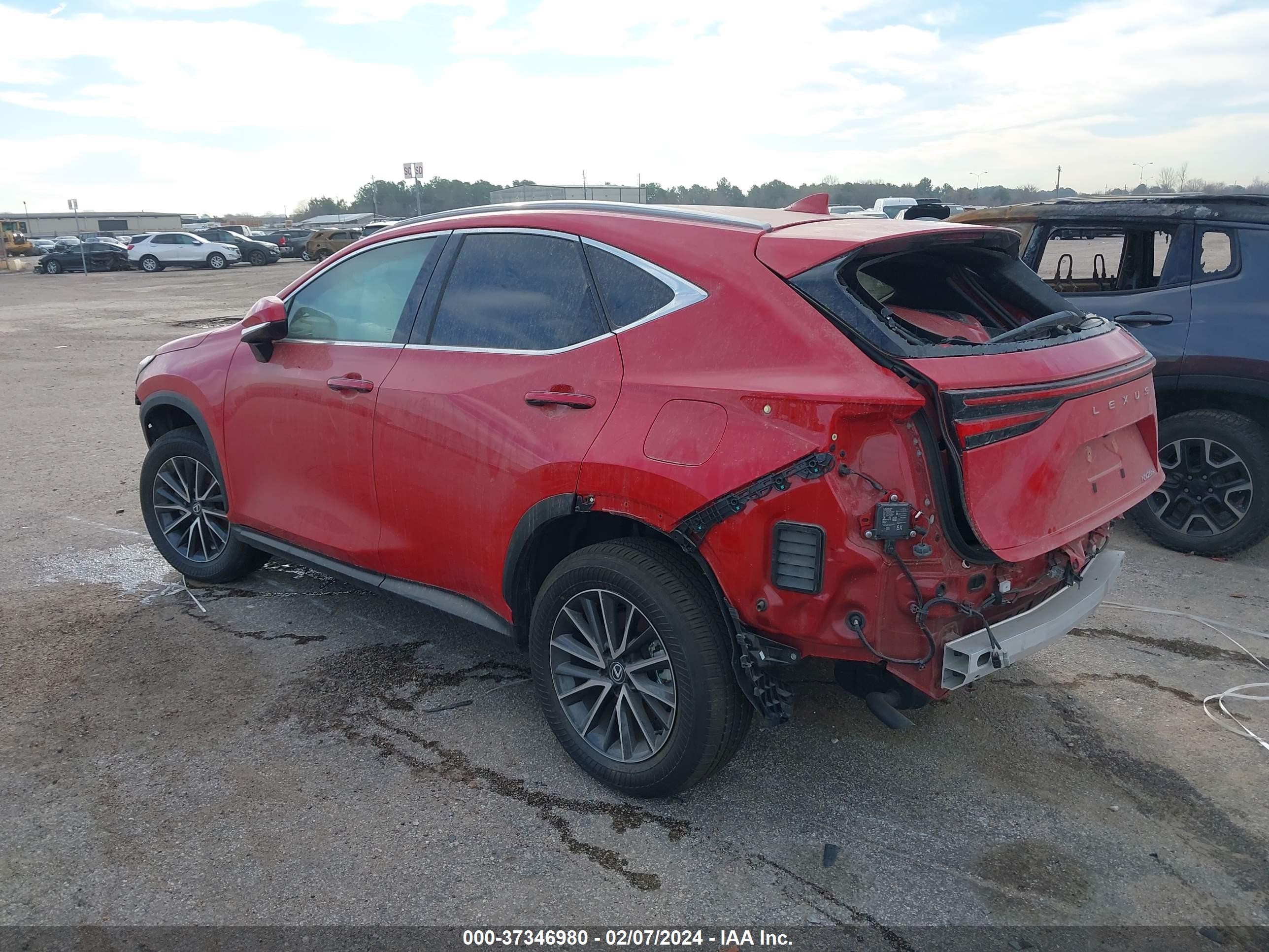 Photo 2 VIN: 2T2GDCAZ7RC008273 - LEXUS NX 