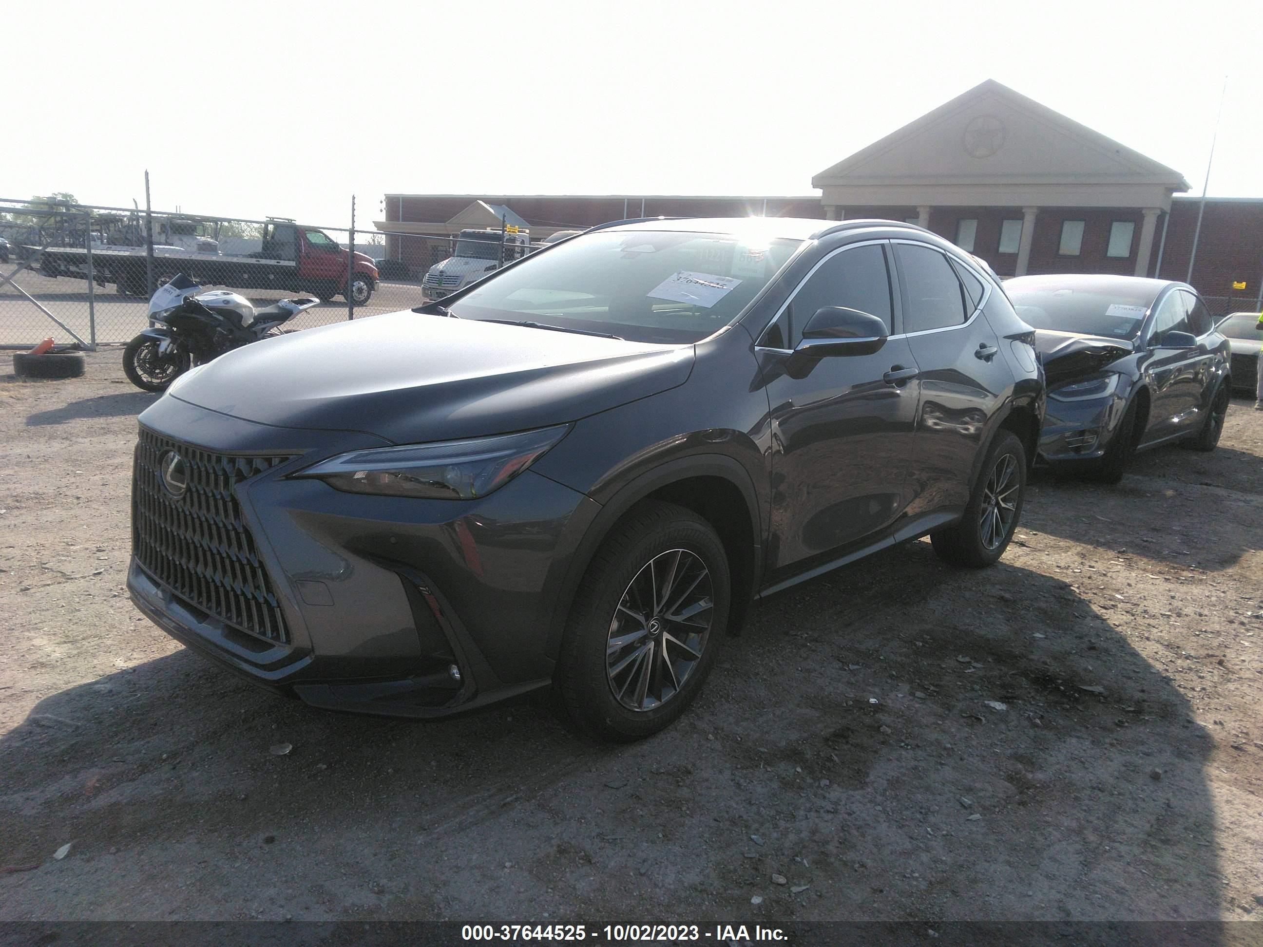 Photo 1 VIN: 2T2GGCEZ3RC037349 - LEXUS NX 