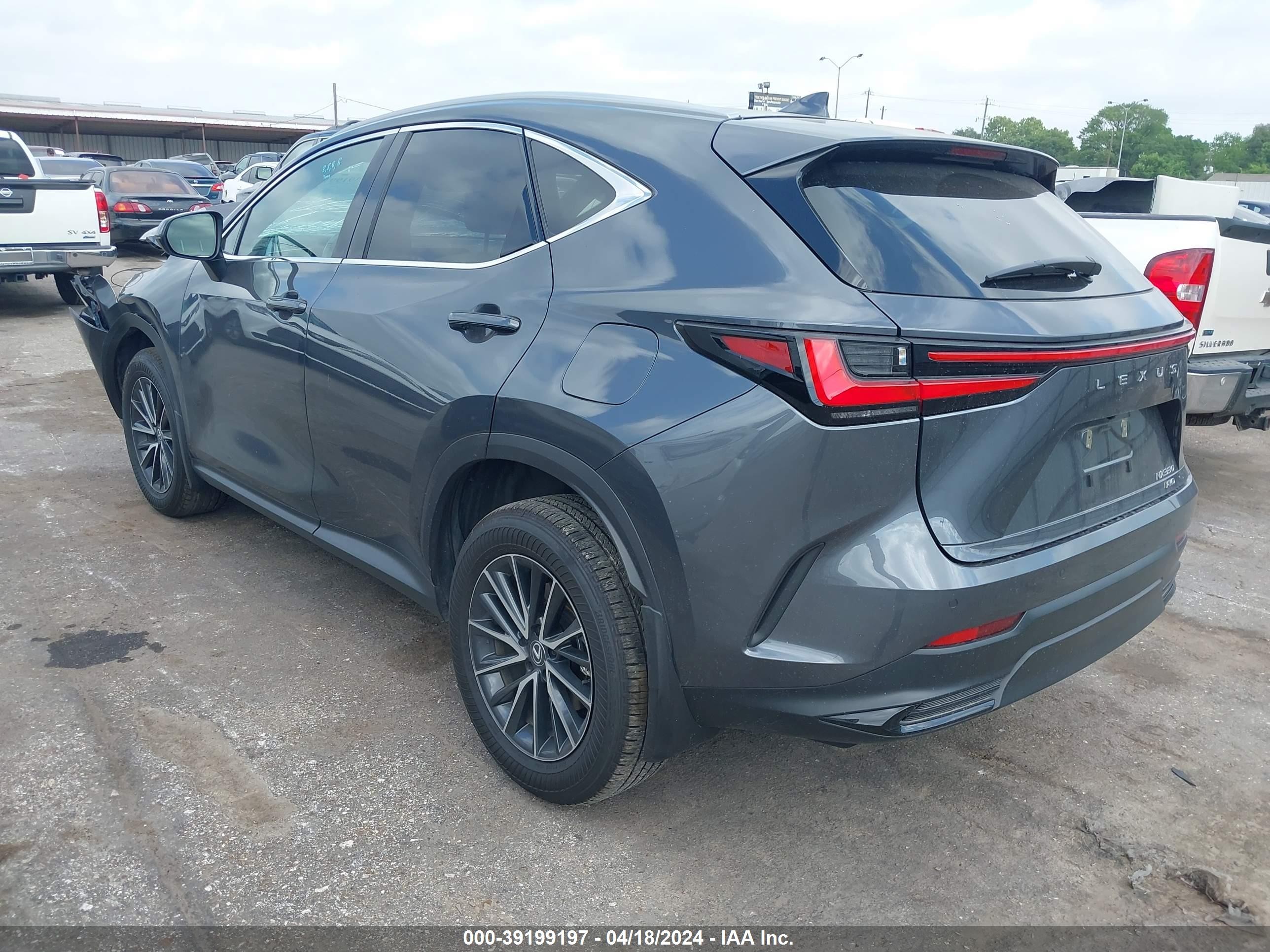 Photo 2 VIN: 2T2GGCEZ4RC037571 - LEXUS NX 