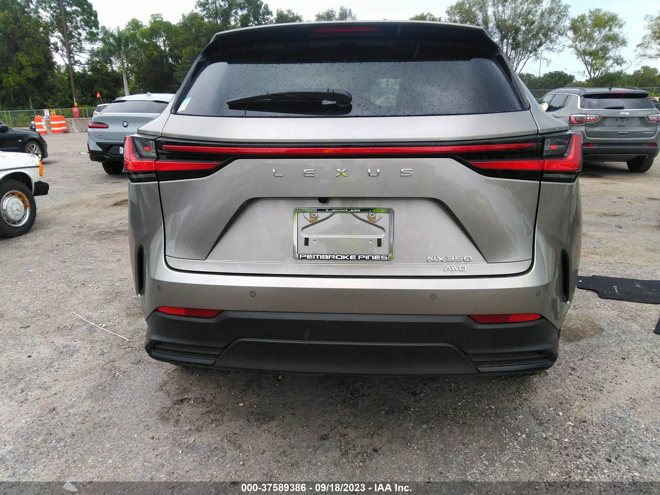 Photo 15 VIN: 2T2GGCEZ7PC021801 - LEXUS NX 