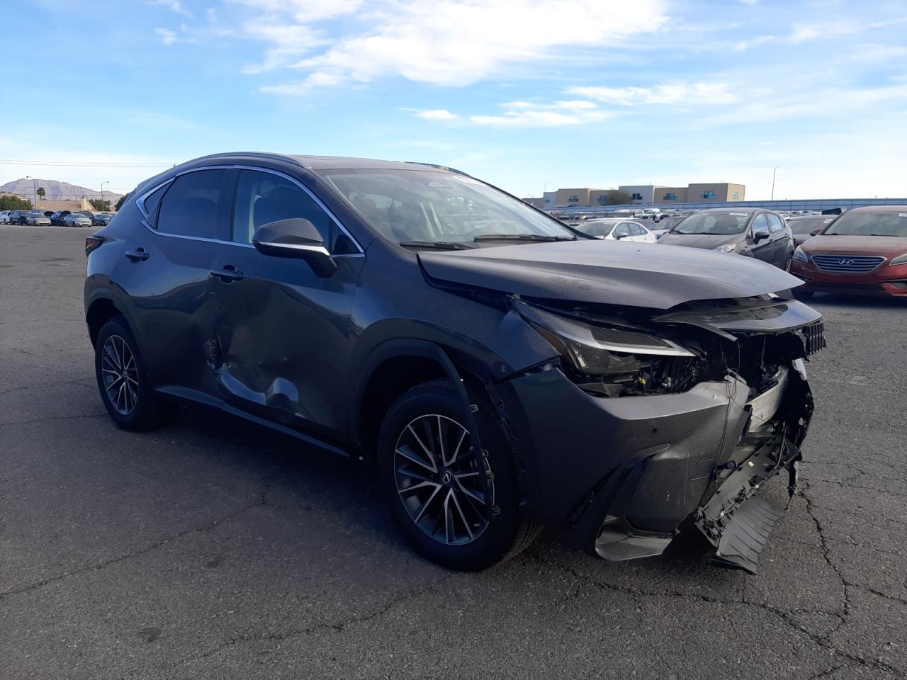 Photo 3 VIN: 2T2GGCEZ8NC013977 - LEXUS NX 