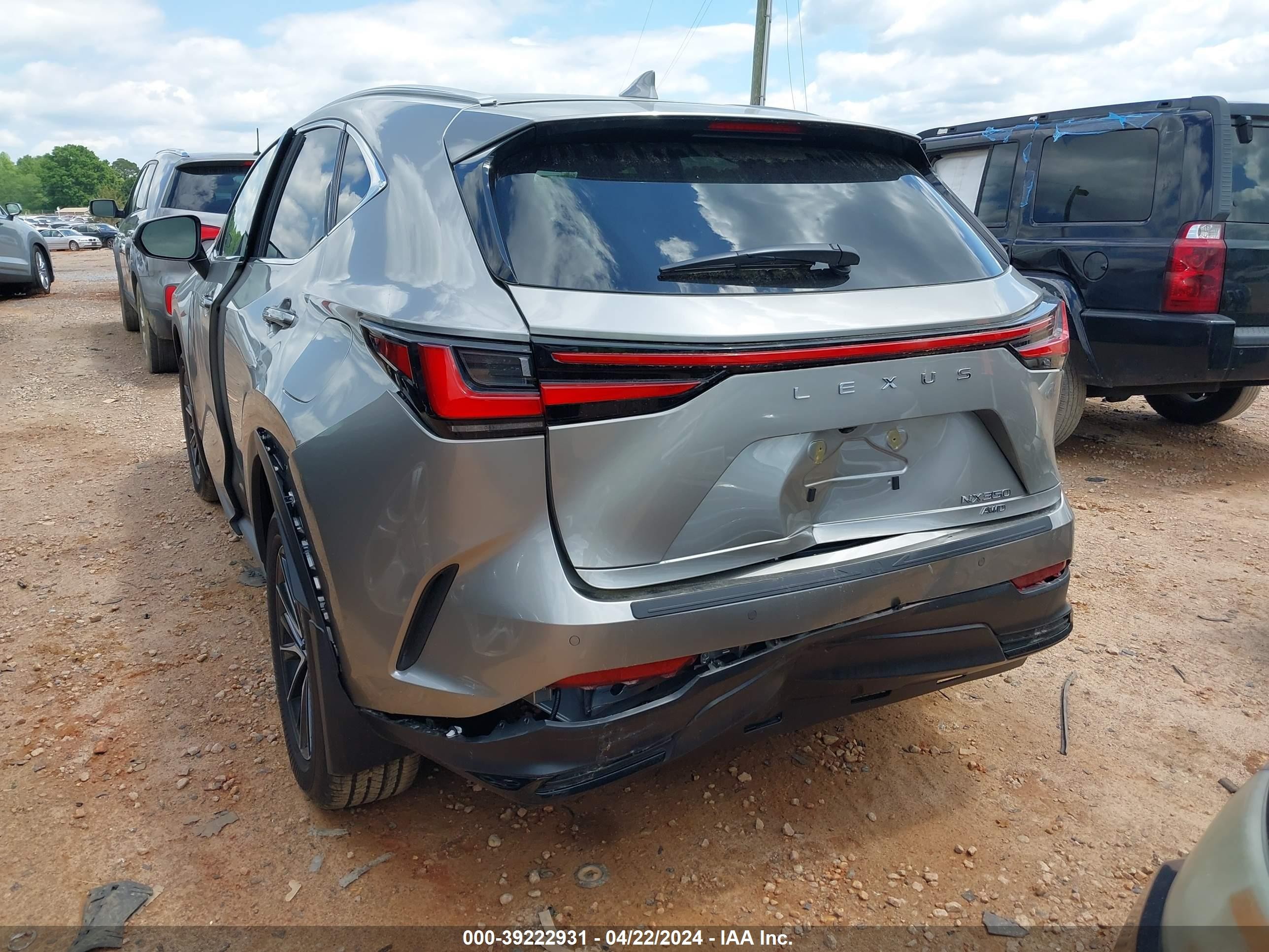 Photo 5 VIN: 2T2GGCEZ9RC050932 - LEXUS NX 