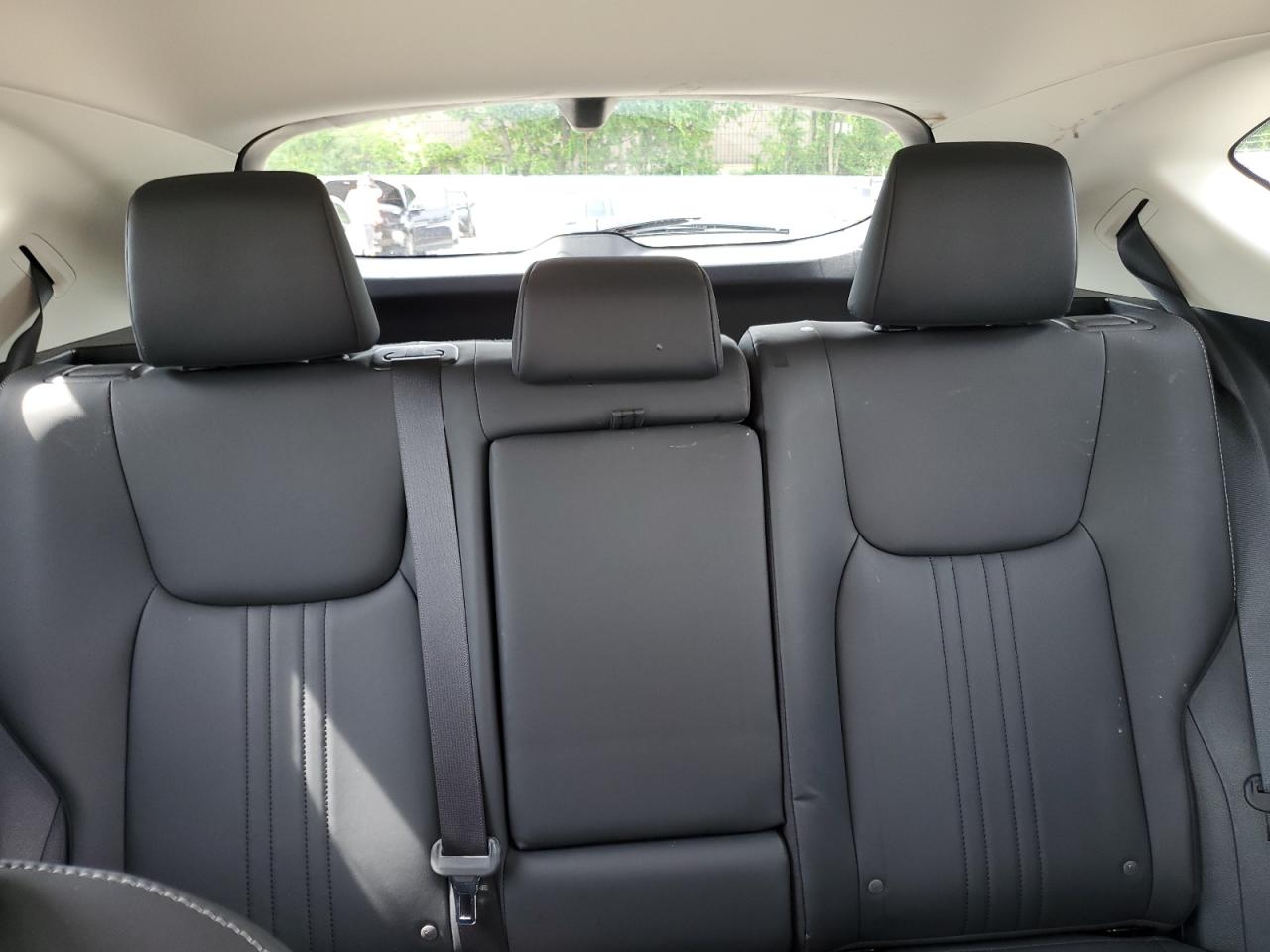 Photo 9 VIN: 2T2GGCEZXRC052446 - LEXUS NX-300H 