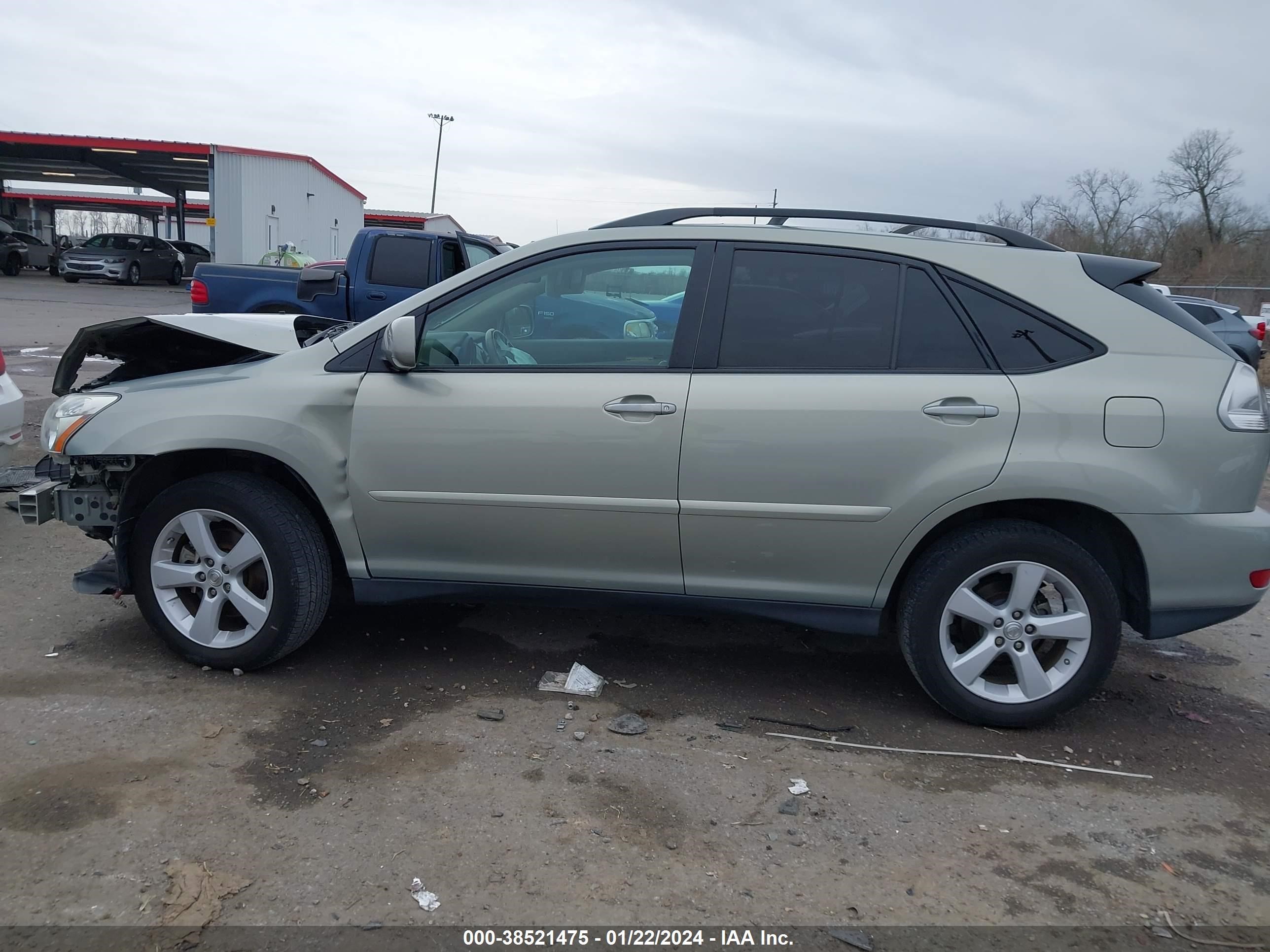 Photo 13 VIN: 2T2GK31U07C020529 - LEXUS RX 