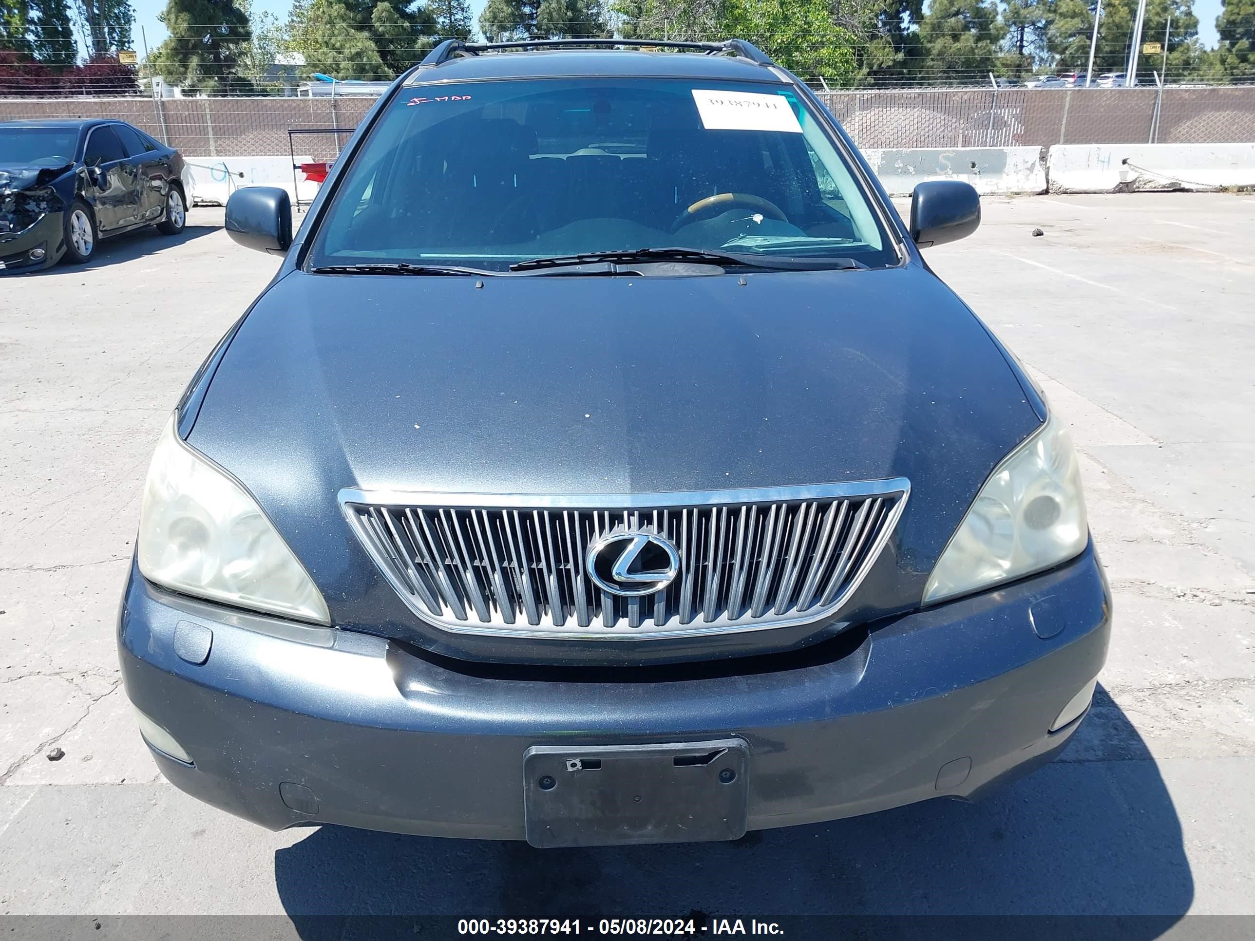 Photo 5 VIN: 2T2GK31U07C021664 - LEXUS RX 