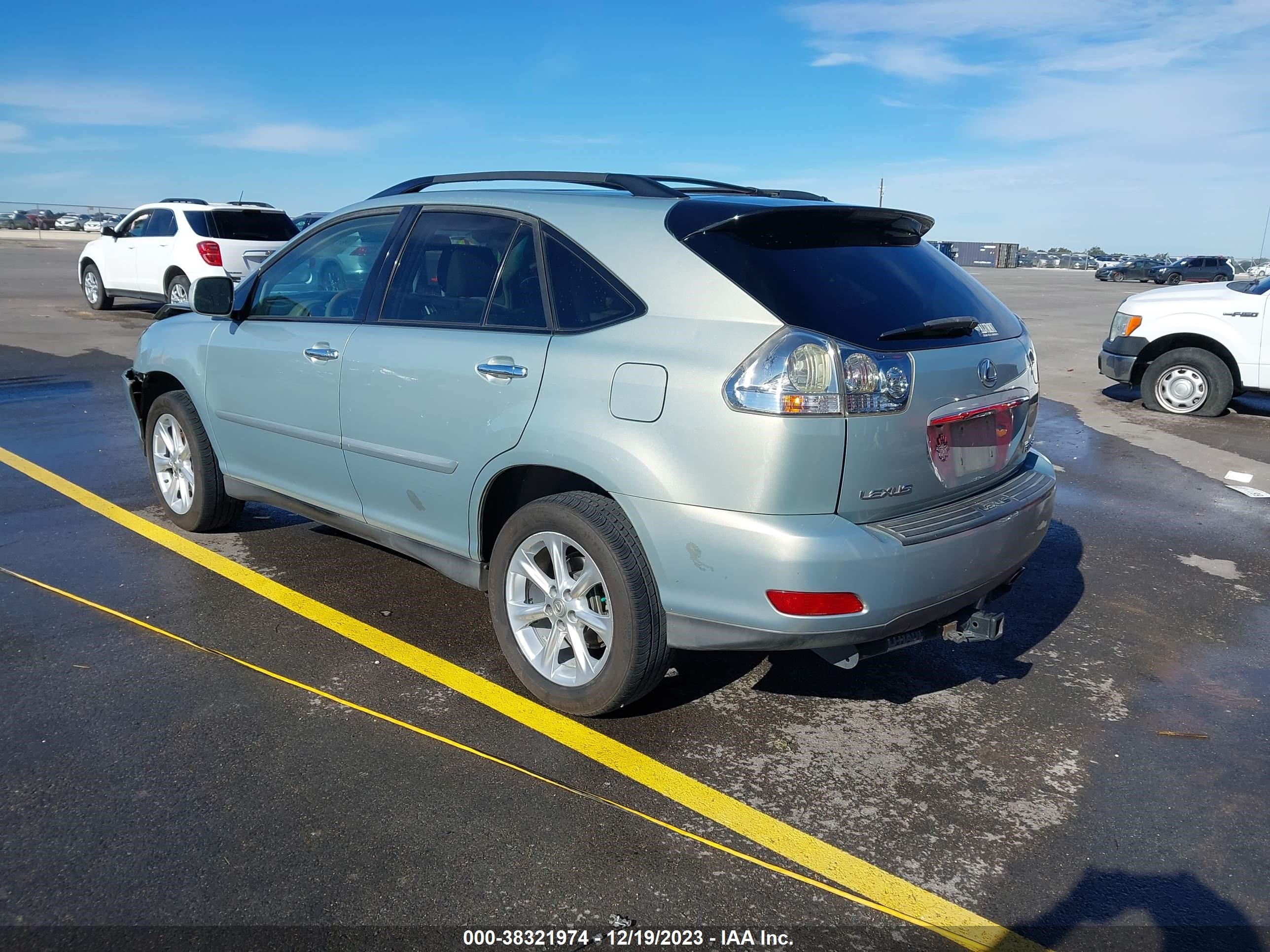 Photo 2 VIN: 2T2GK31U09C066199 - LEXUS RX 