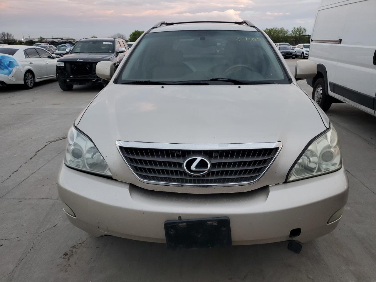 Photo 4 VIN: 2T2GK31U17C001567 - LEXUS RX 