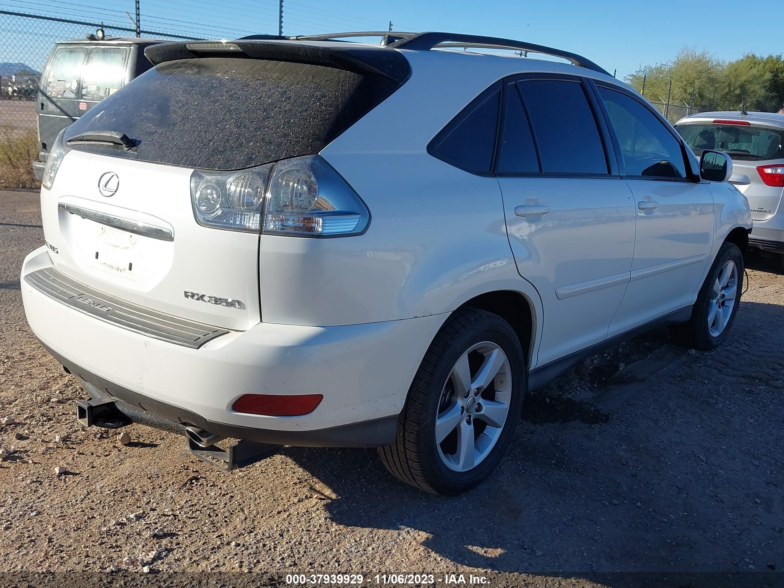 Photo 3 VIN: 2T2GK31U17C017705 - LEXUS RX 